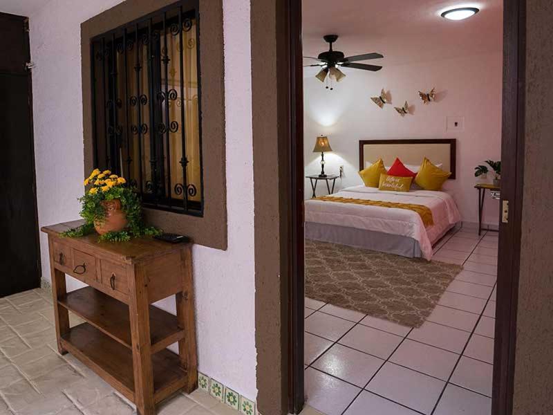 Boulevard Room