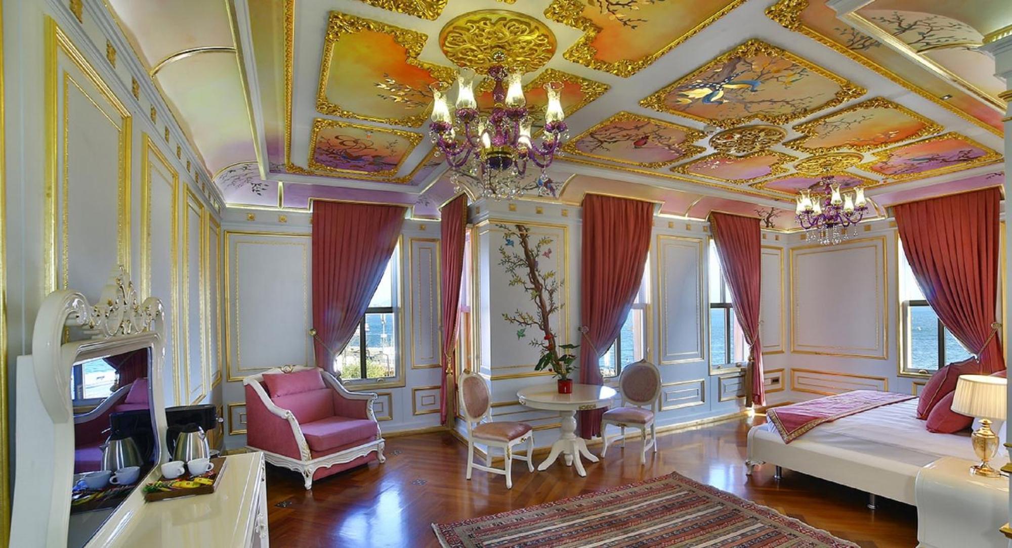 Mansion Suite Shared Spa Access Self