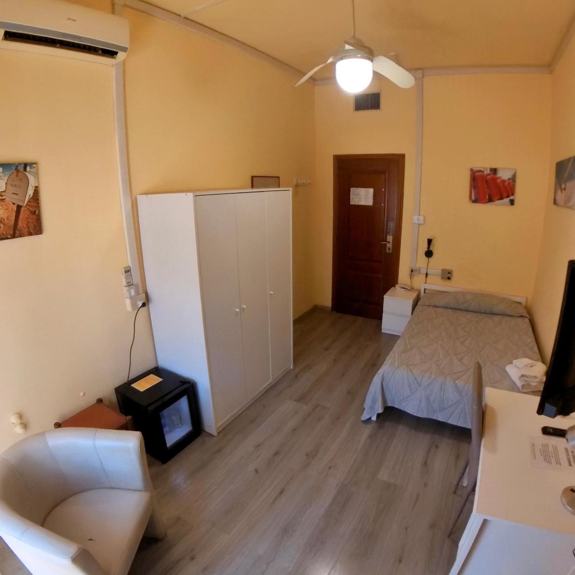 Single Room