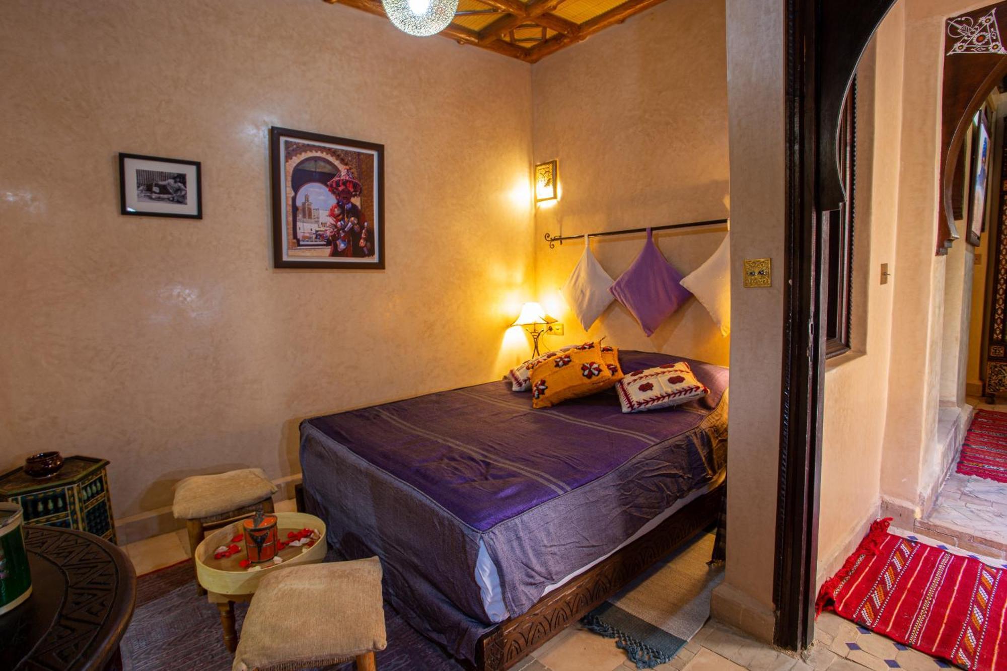 Double Room Private Bathroom