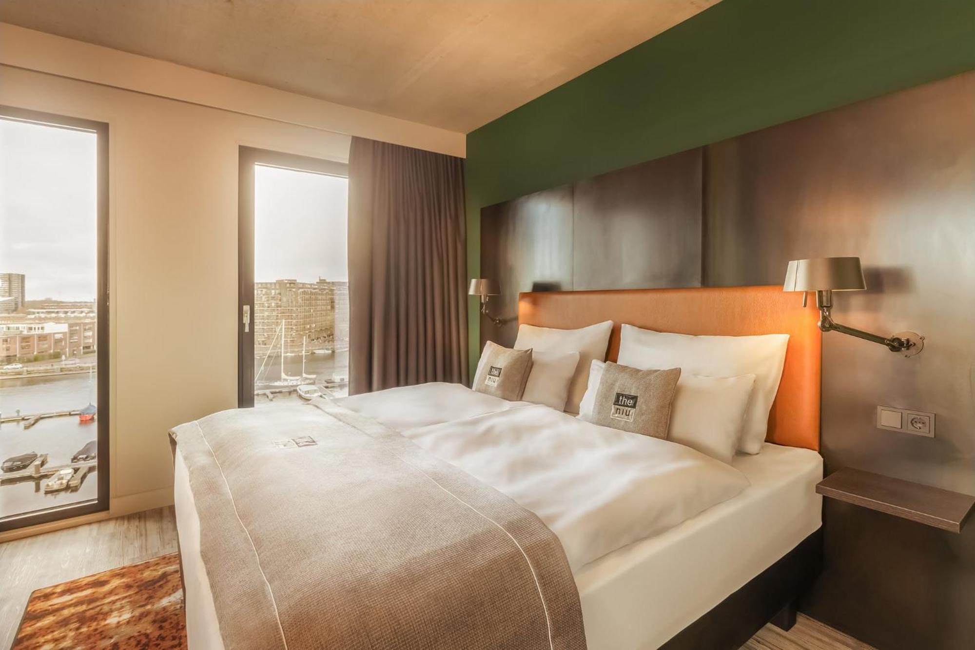 Quarto Premium com Cama Queen-size