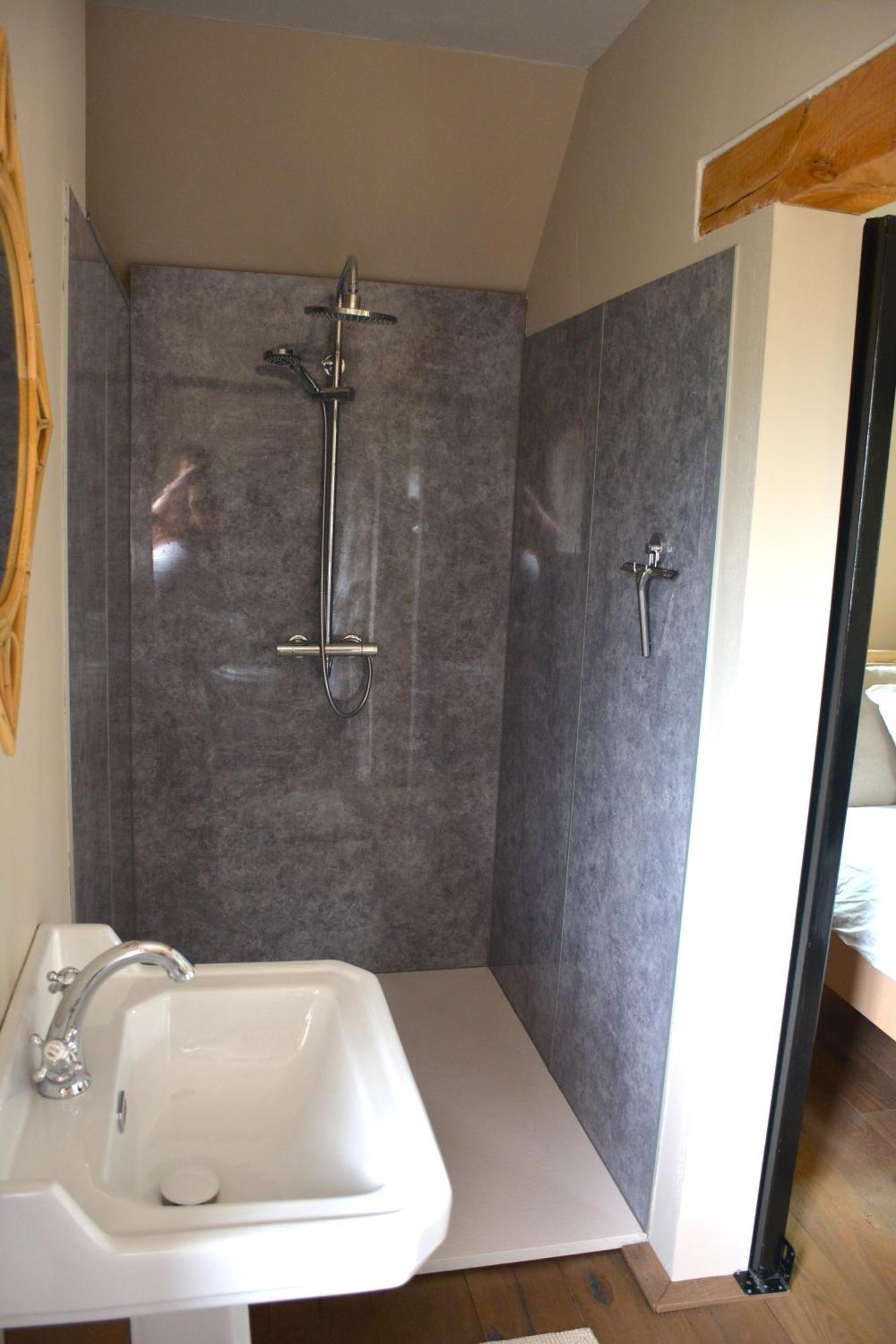 Double Room Private Bathroom