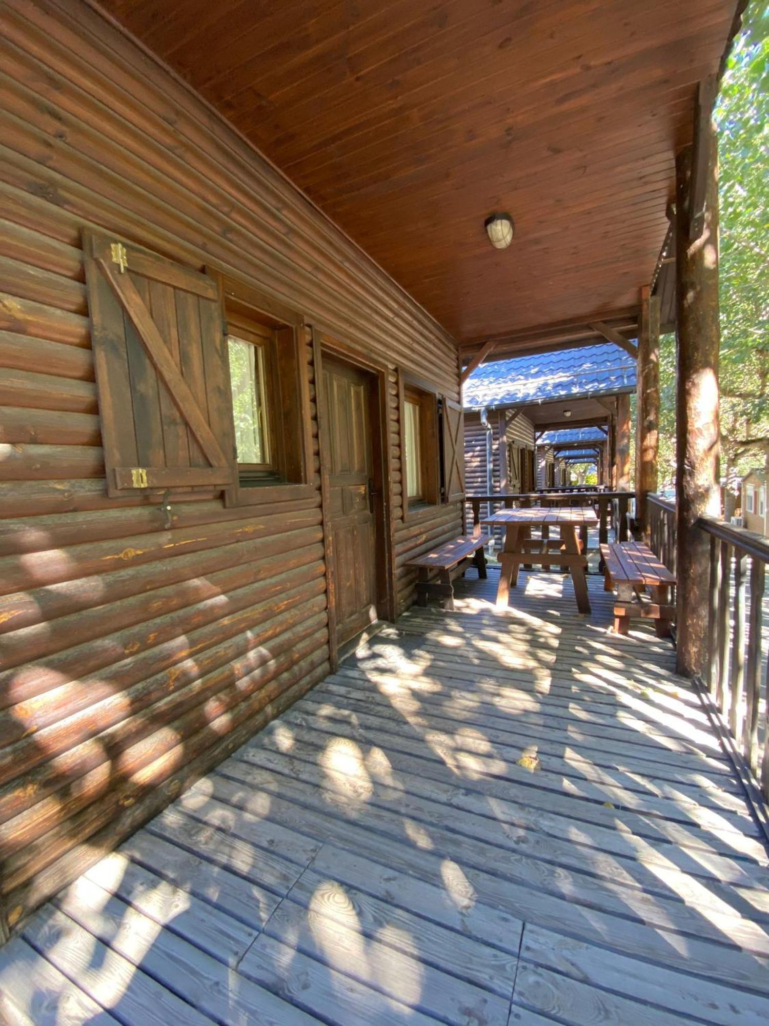 Superior Bungalow,1613427976:JPEG