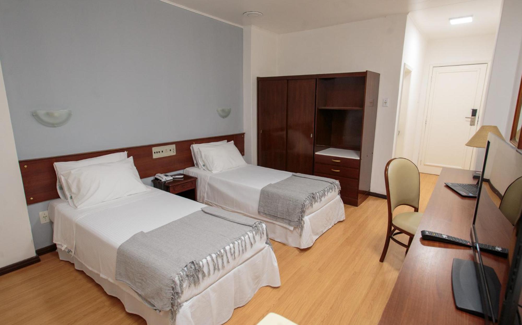 Quarto Standard com 2 Camas de Solteiro