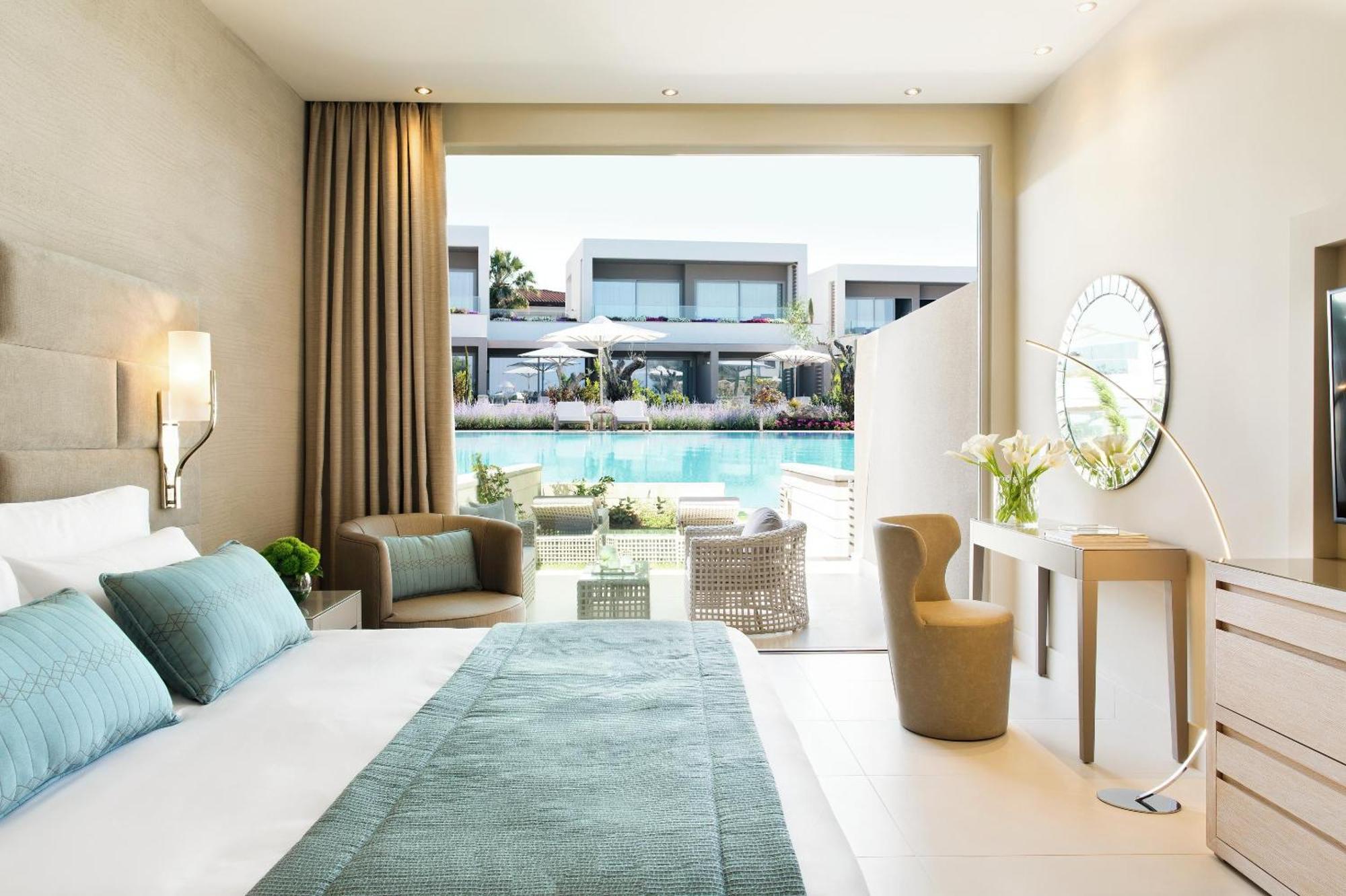 Chambre Double avec Jardin Privé - Vue sur Piscine