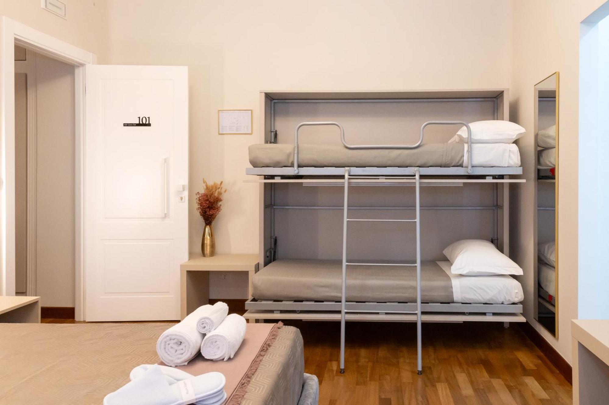 Deluxe Quadruple Room