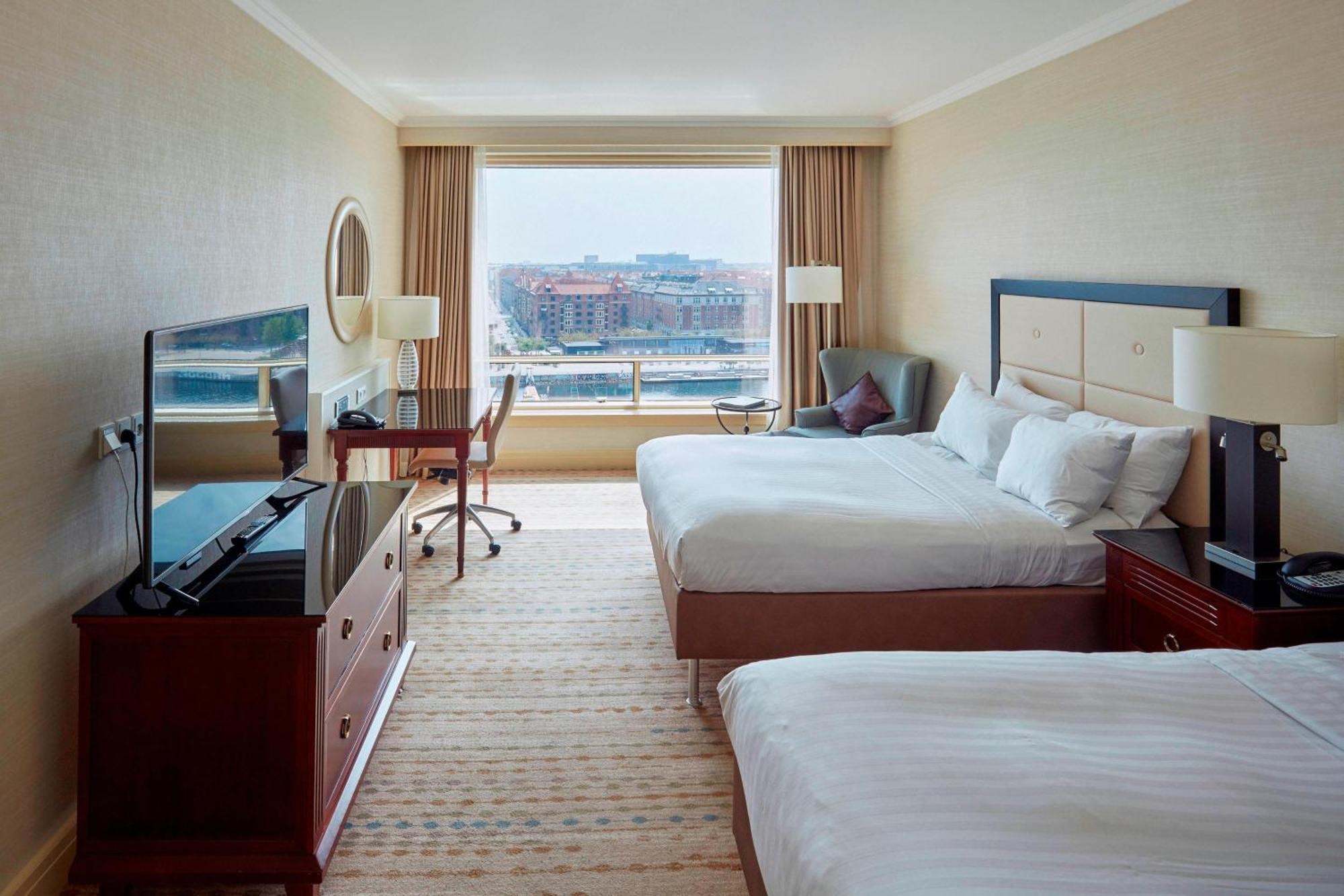 Deluxe Guest room, 2 Double, City view,1616875024:JPEG
