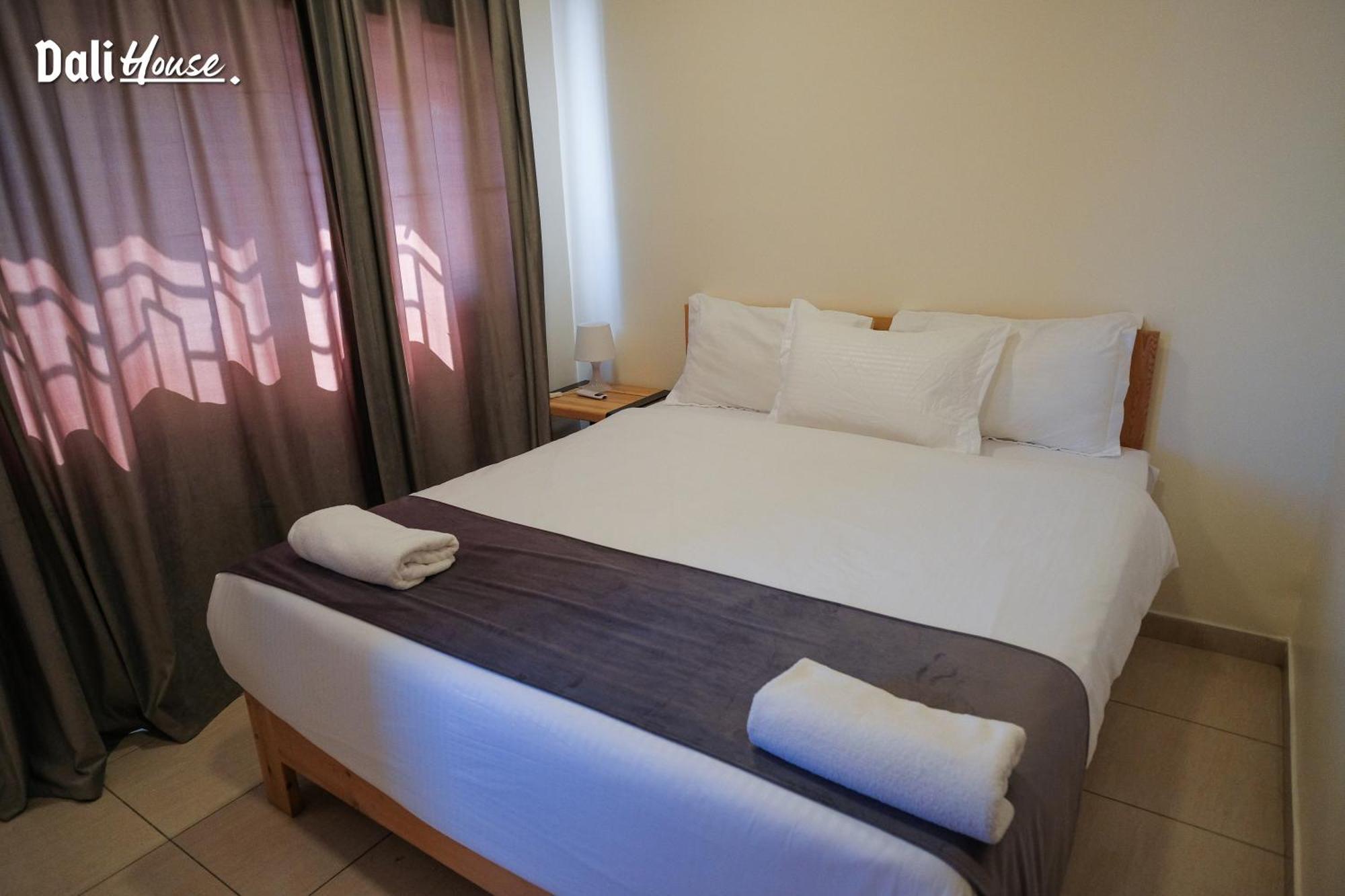 Deluxe Double Room Bath