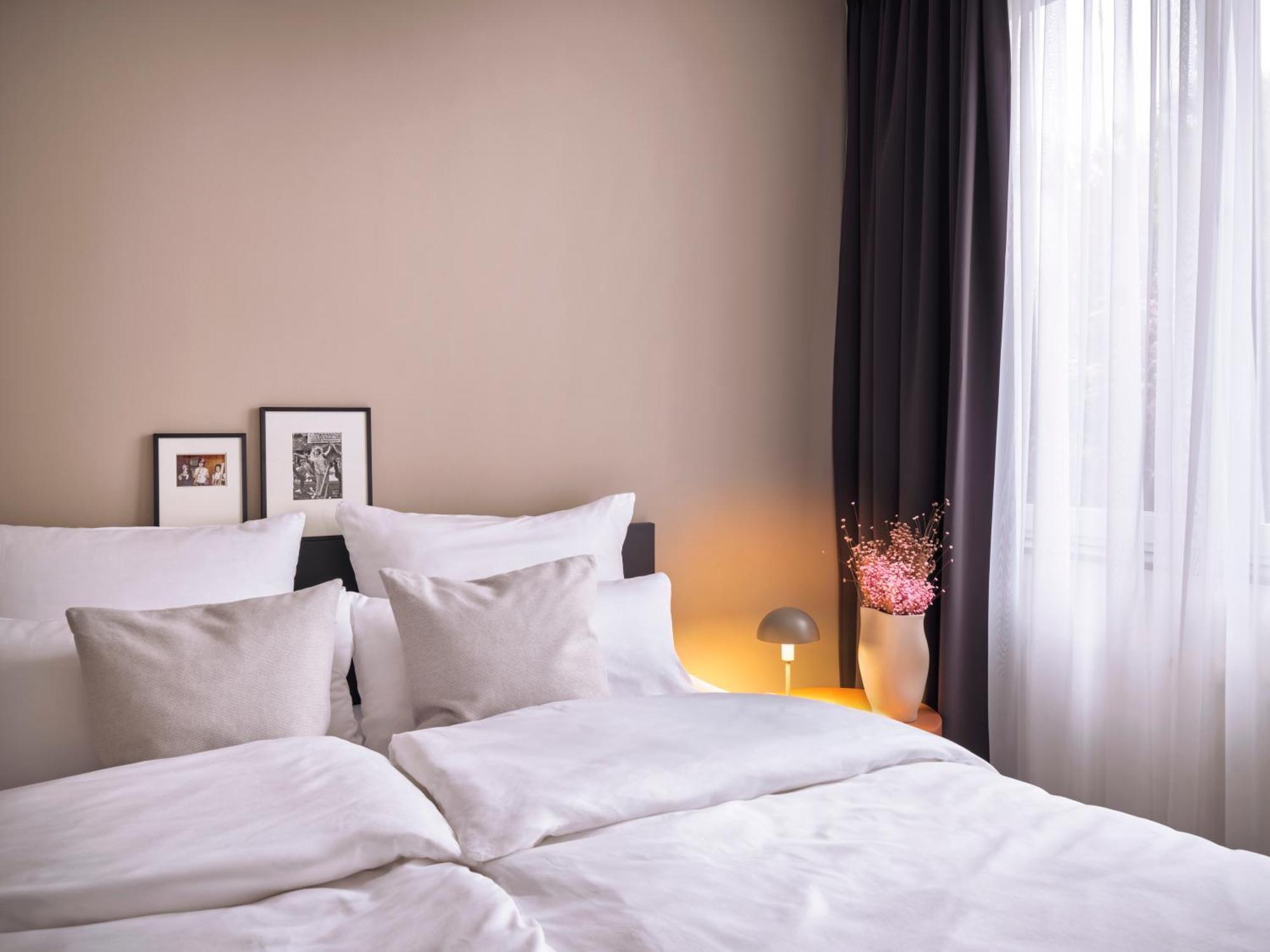 Deluxe Suite with Kingsize Bed
