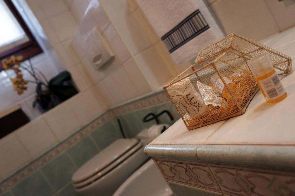 Camera Familiare con Bagno Privato