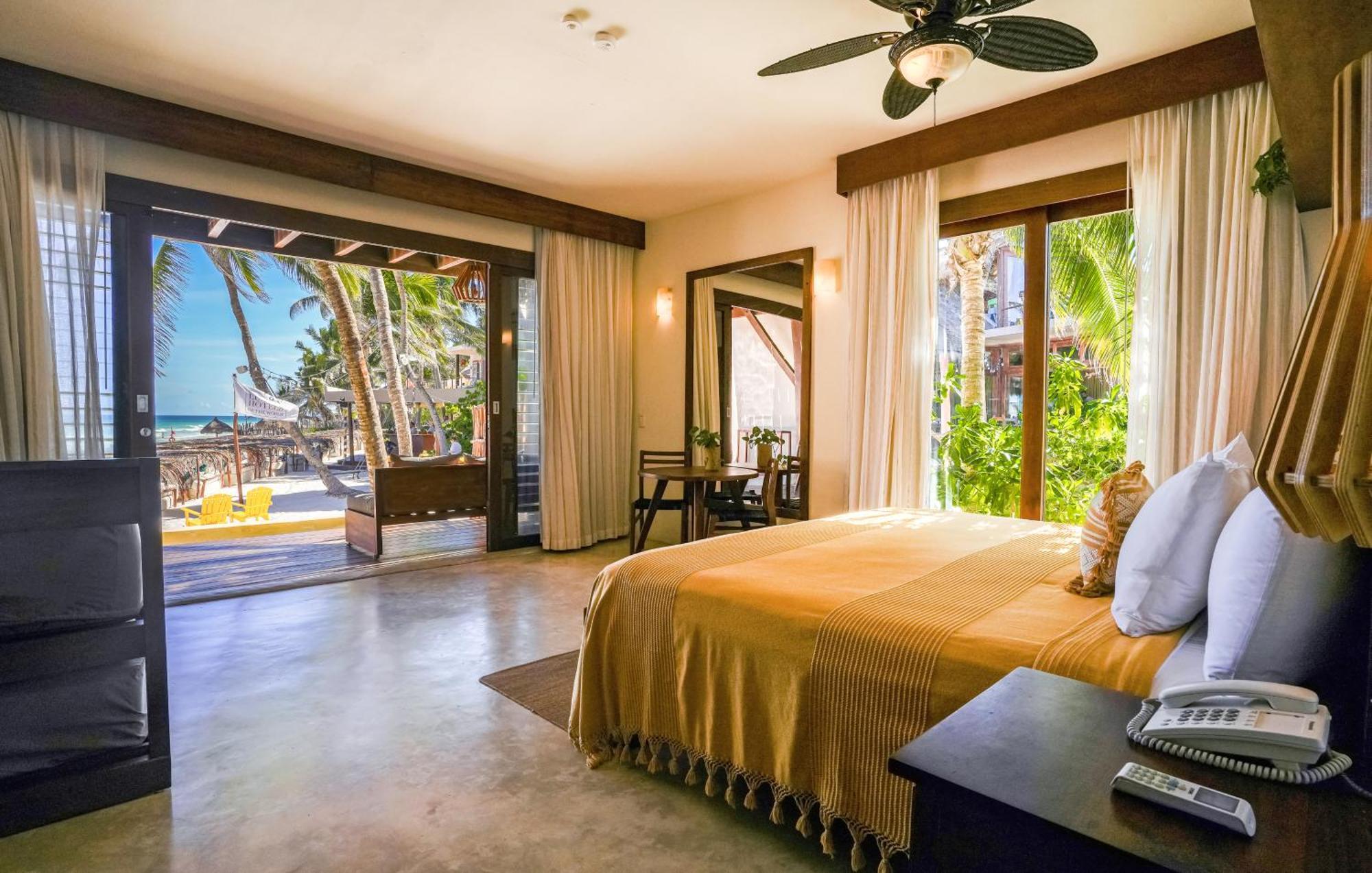Beachfront ground floor Suite with Plunge pool,1622097289:JPEG