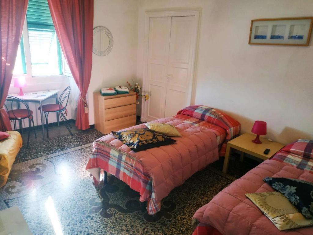 Family Room,1622198733:JPEG