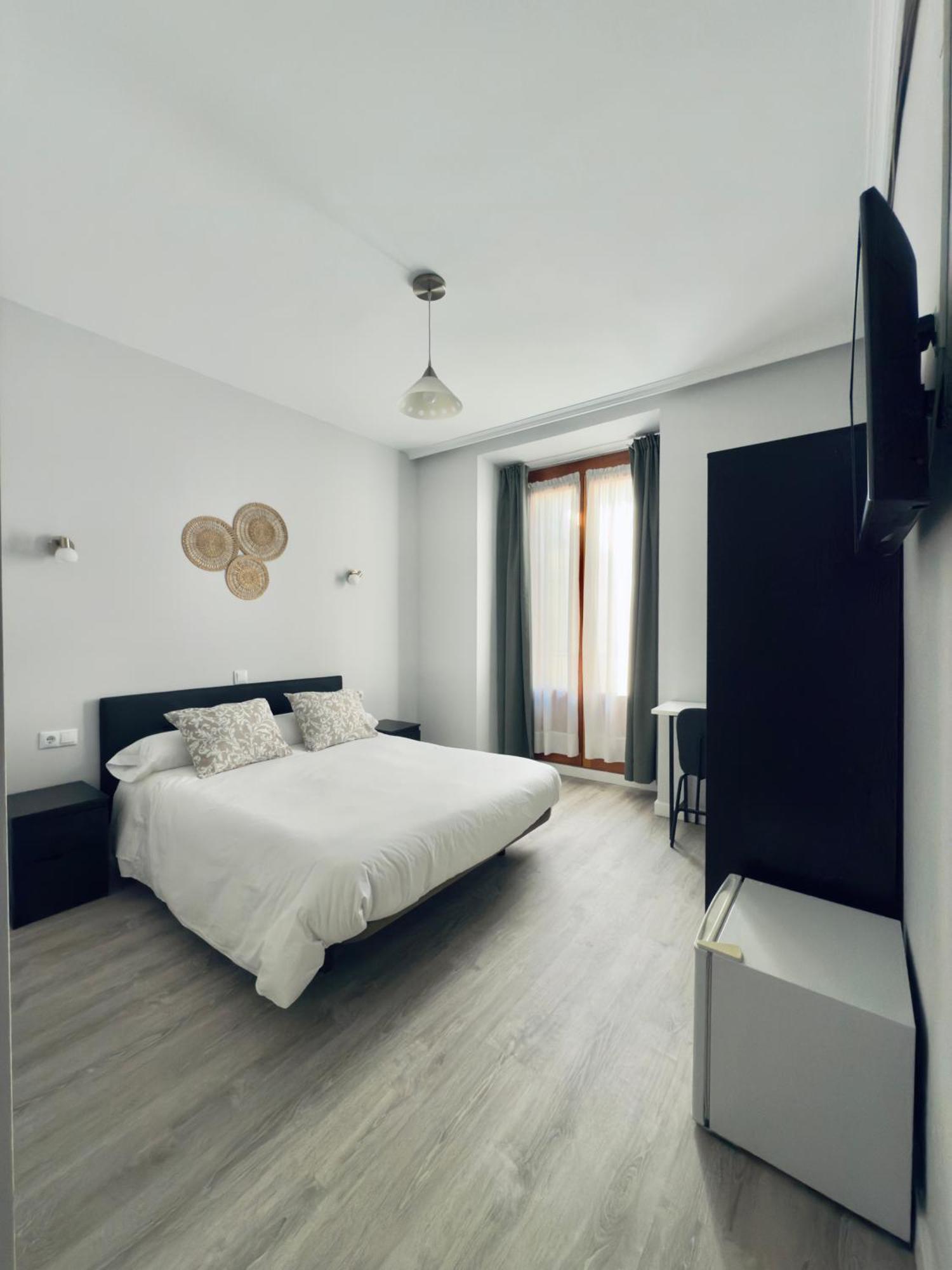 Double Room with Balcony,1622266484:JPEG