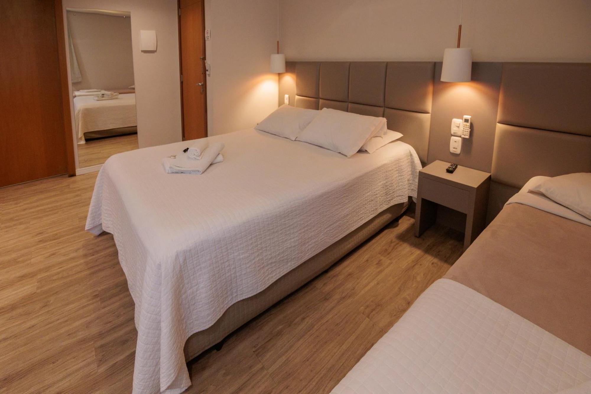 Triple Room Bath