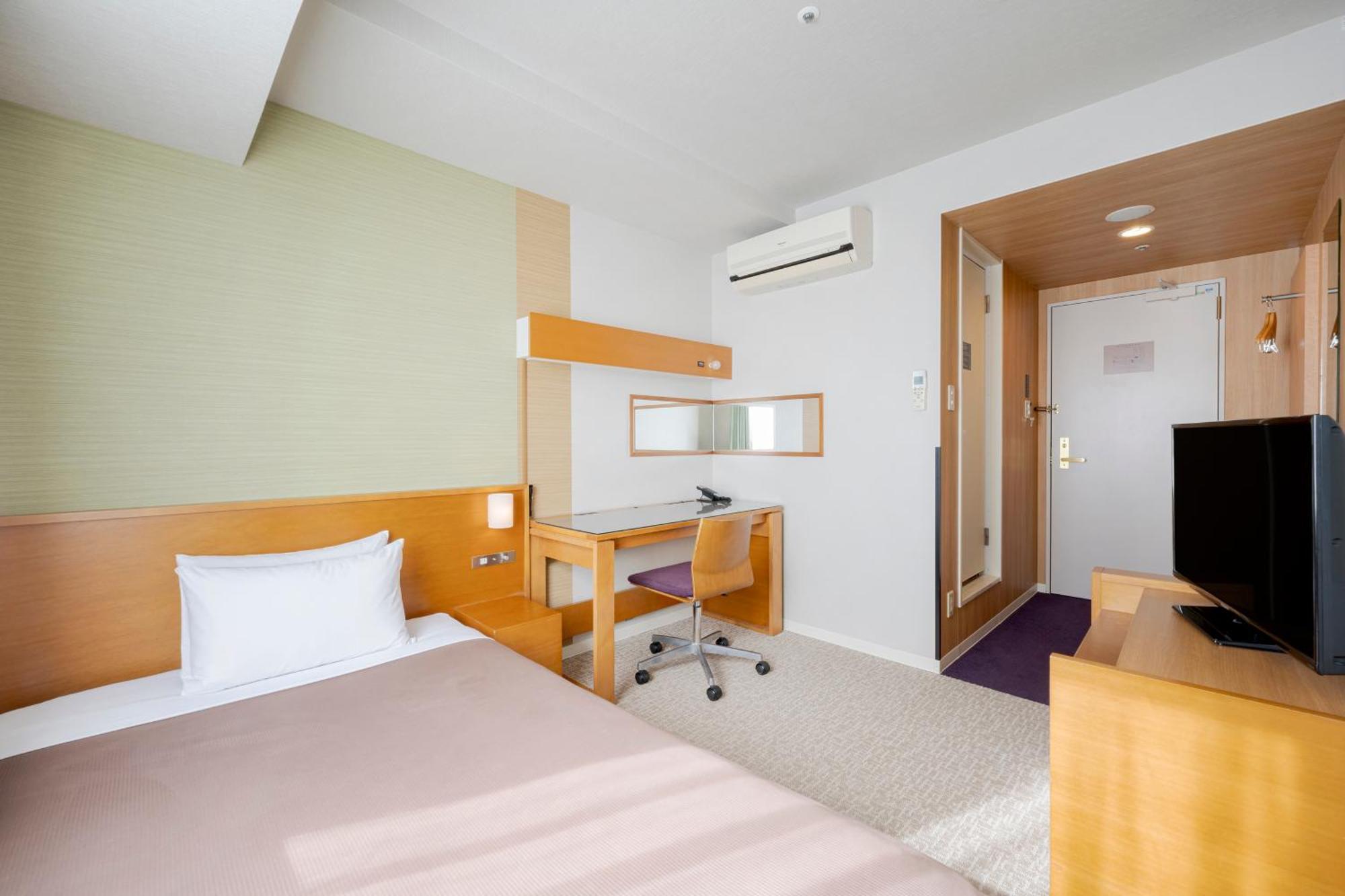 Compact Single Room Non-Smoking,1624753153:JPEG
