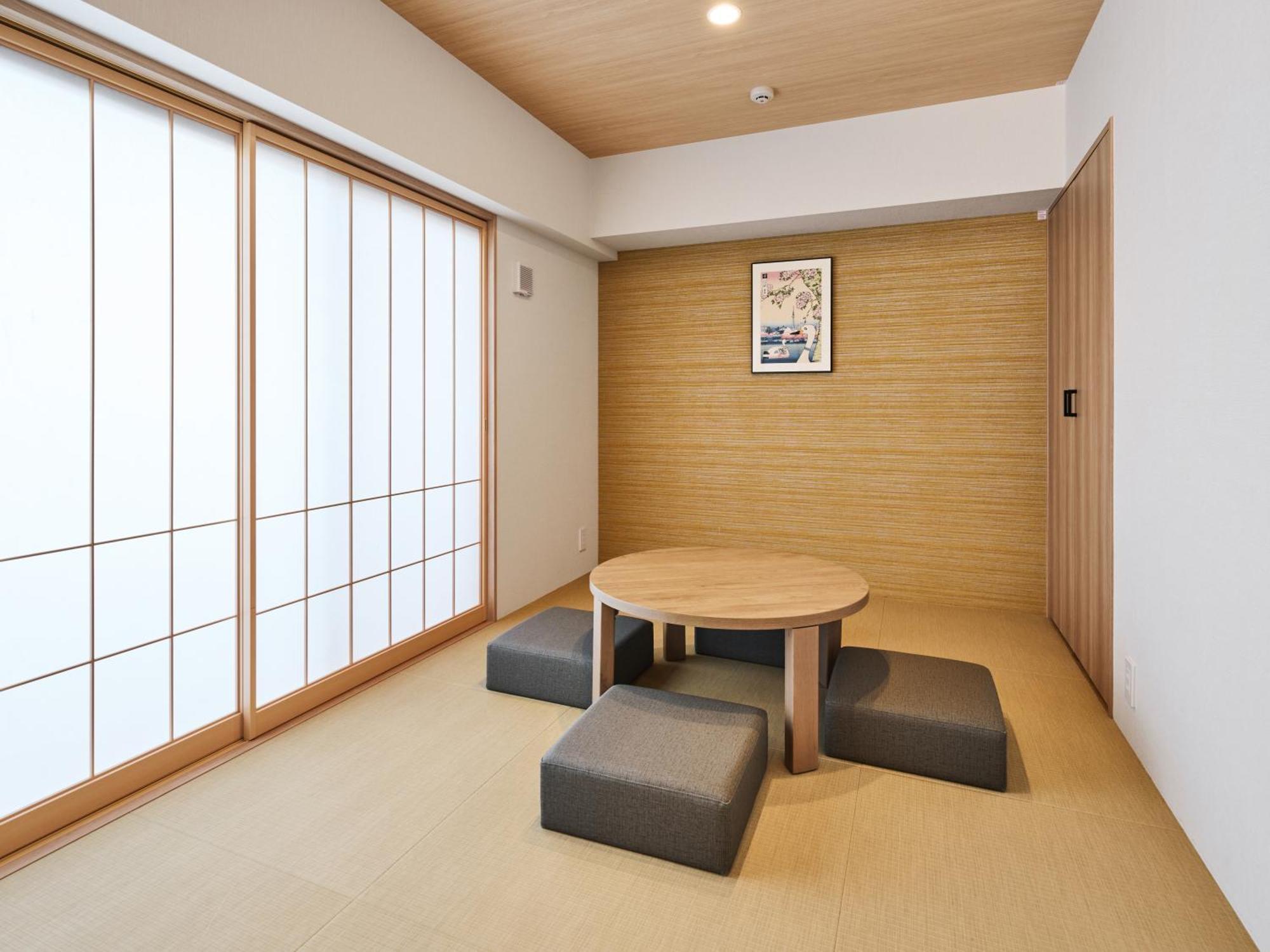 Superior One-Bedroom Japanese Apartment 6