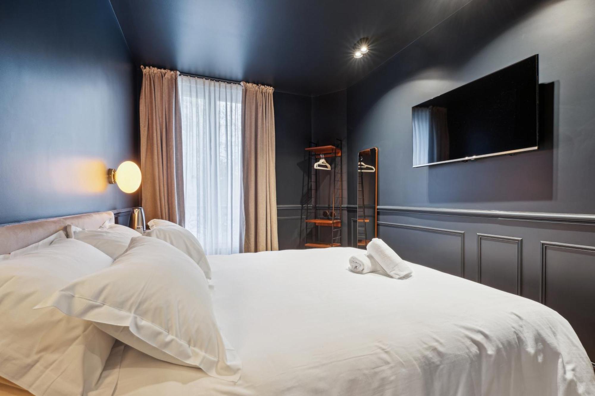Double Room Private Bathroom