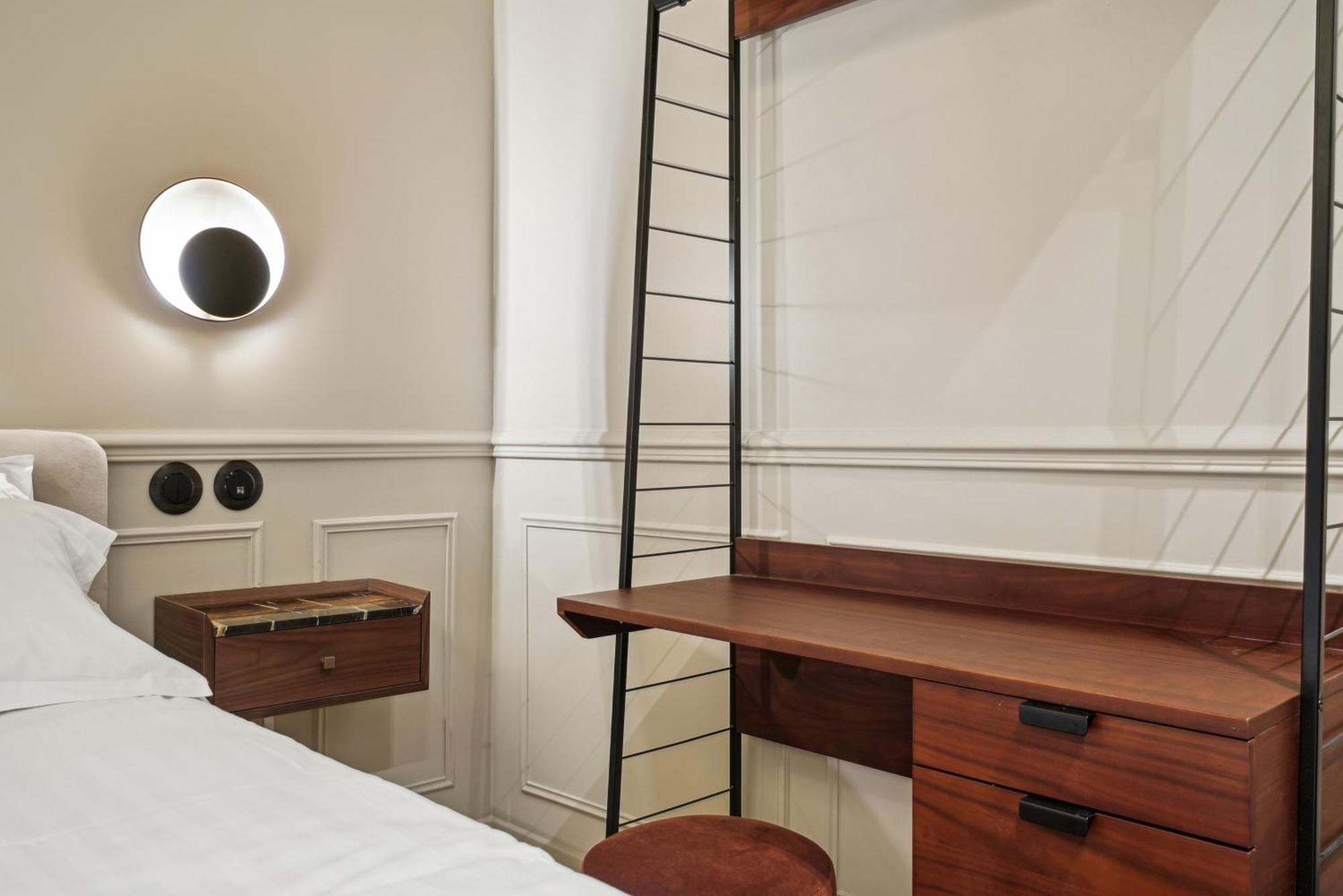 Double Room Private Bathroom