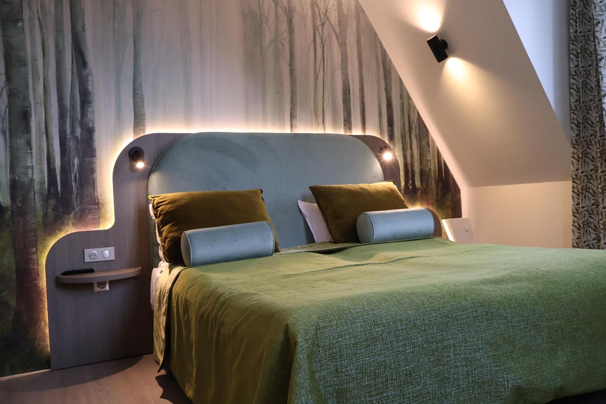 Standard Queen Room,1627856674:JPEG