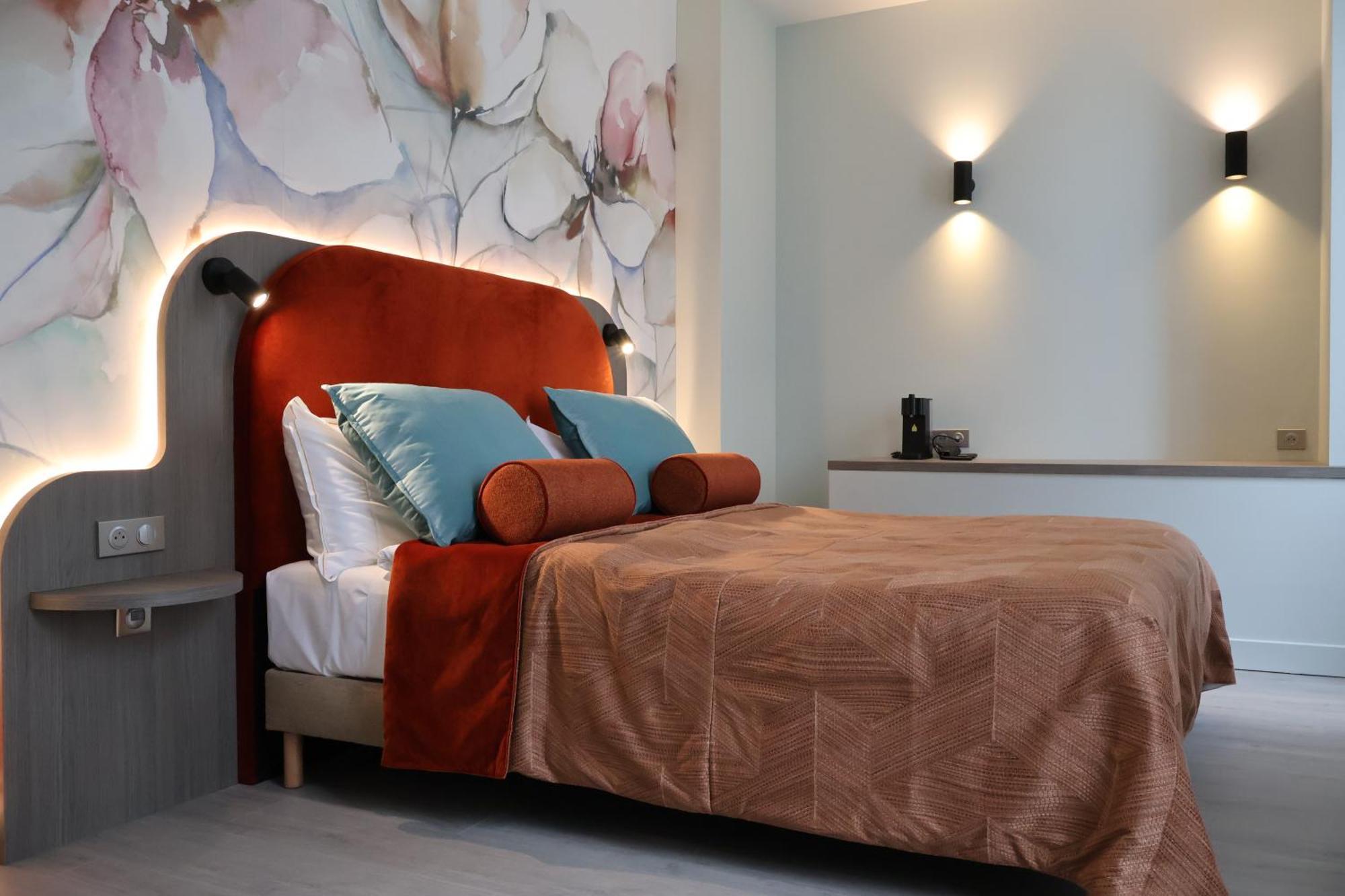 Double Room,1627872103:JPEG