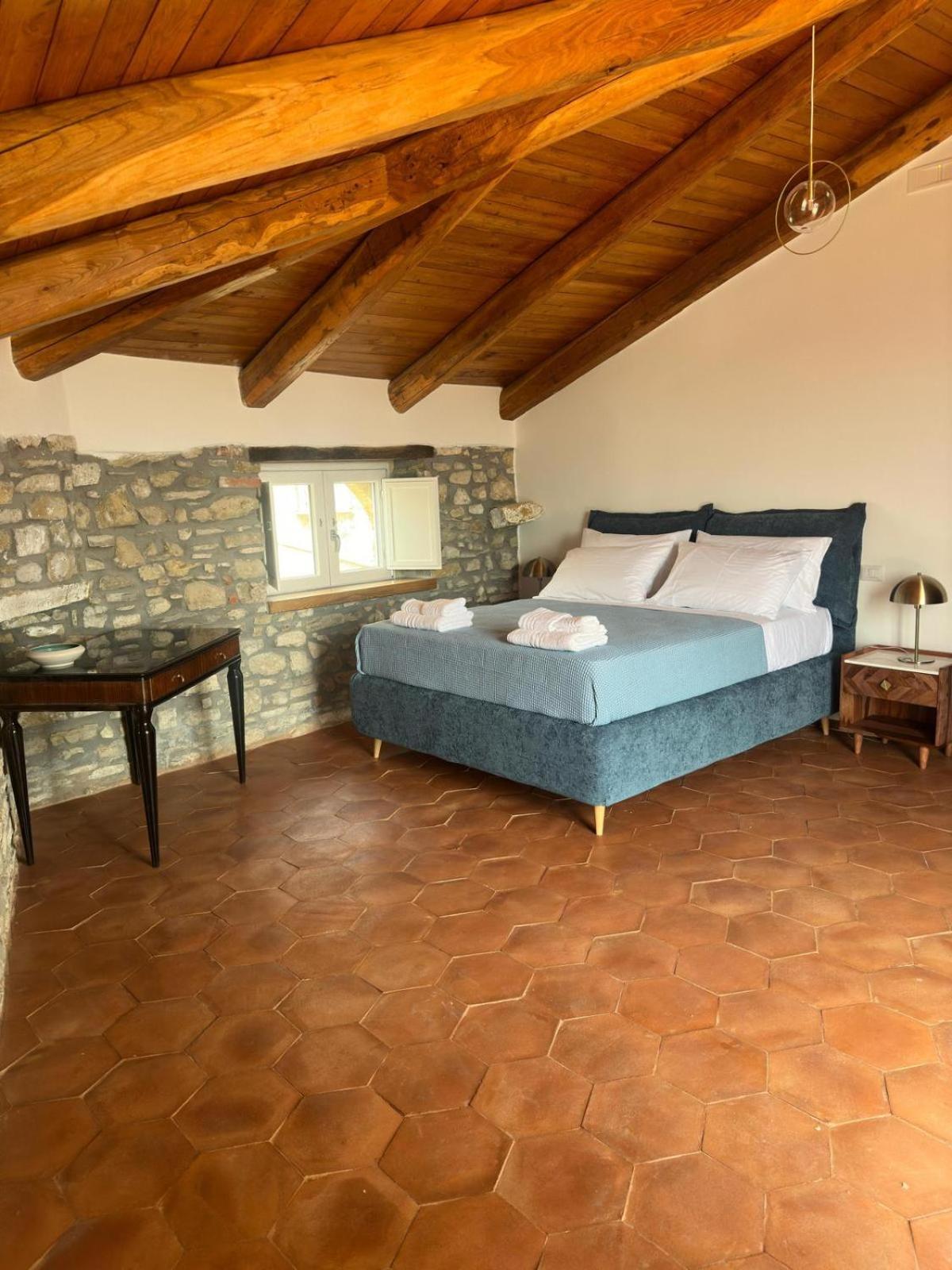 Double Room with Private Bathroom,1627907850:JPEG