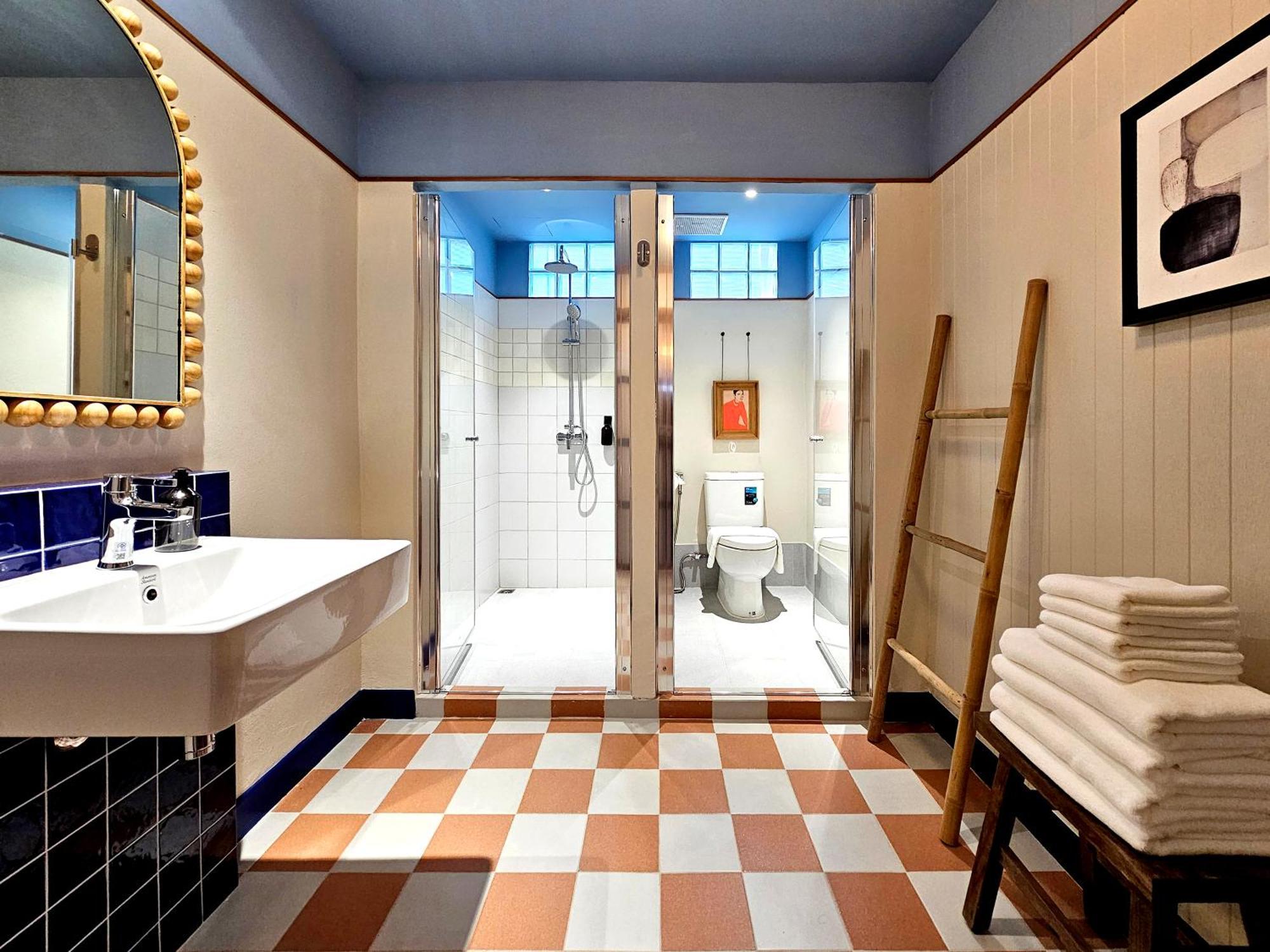 Classic Quadruple Room