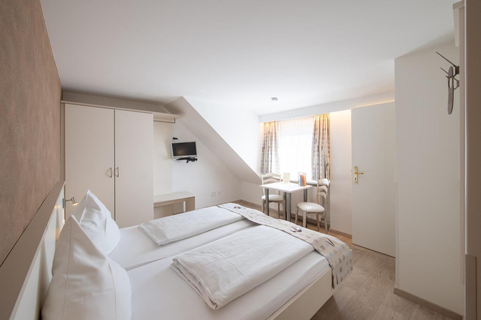 Double or Twin Room Shower