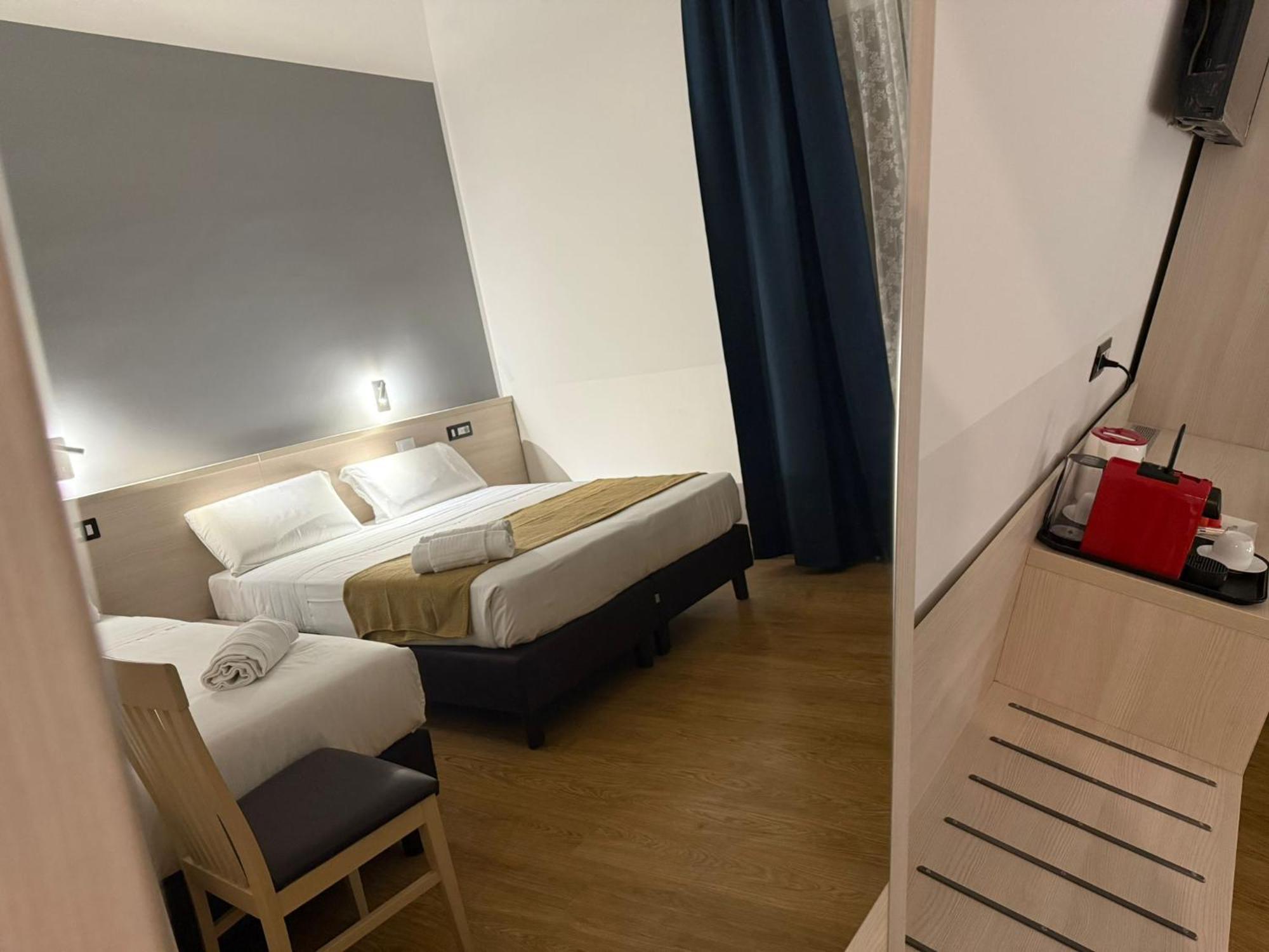 Comfort Triple Room