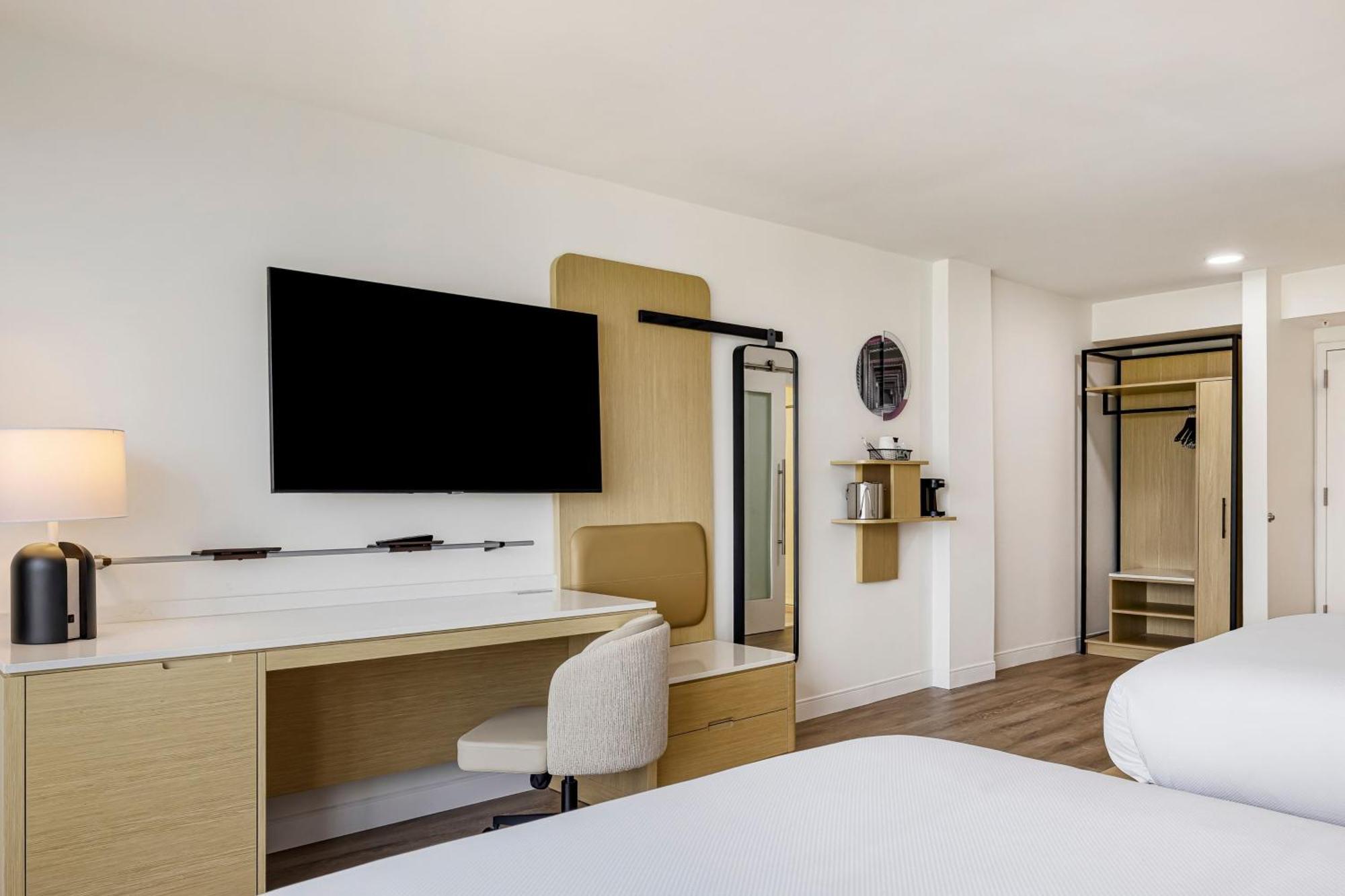 Standard Queen Room Two Queen Beds