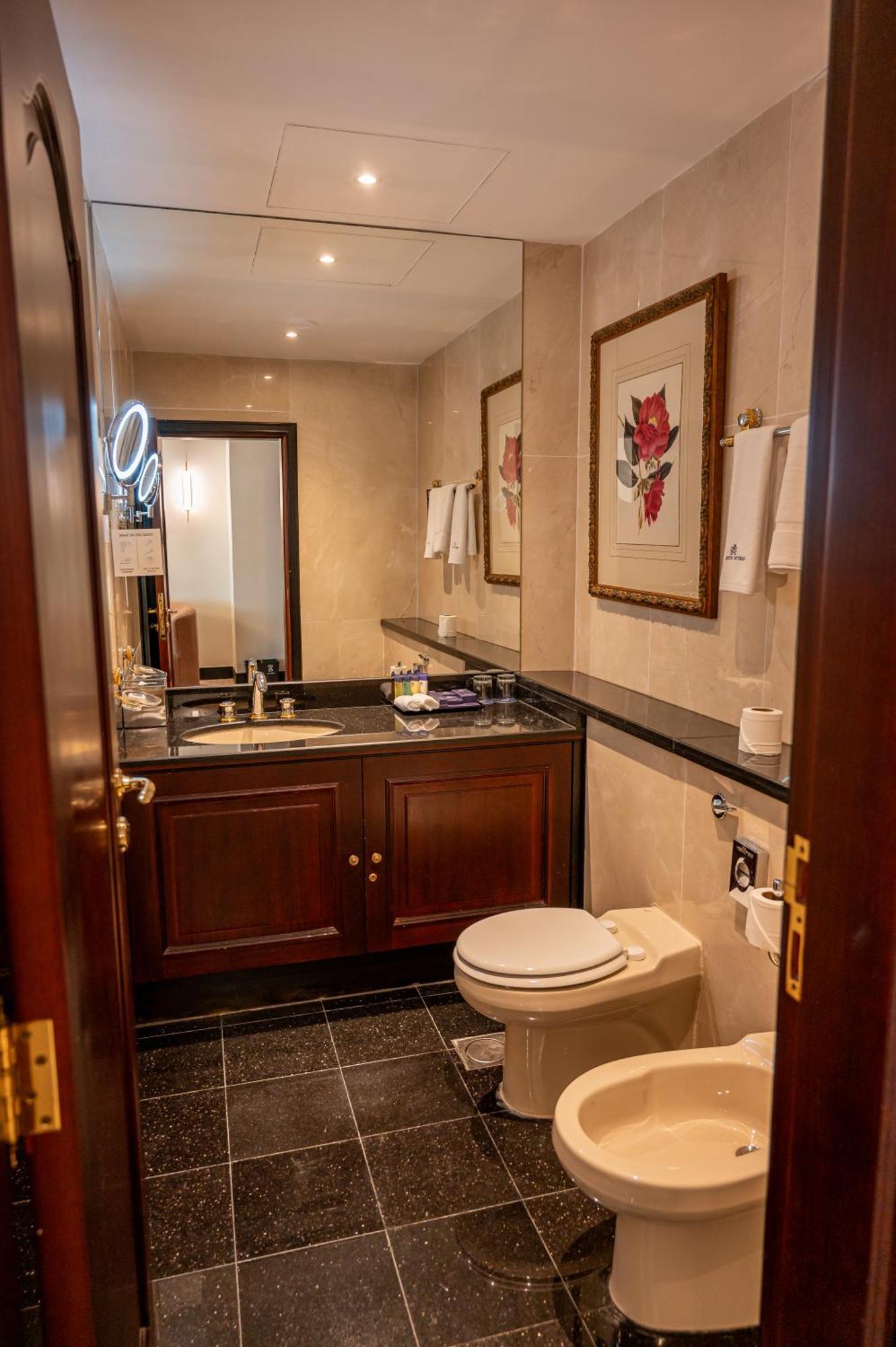 Two-Bedroom Suite