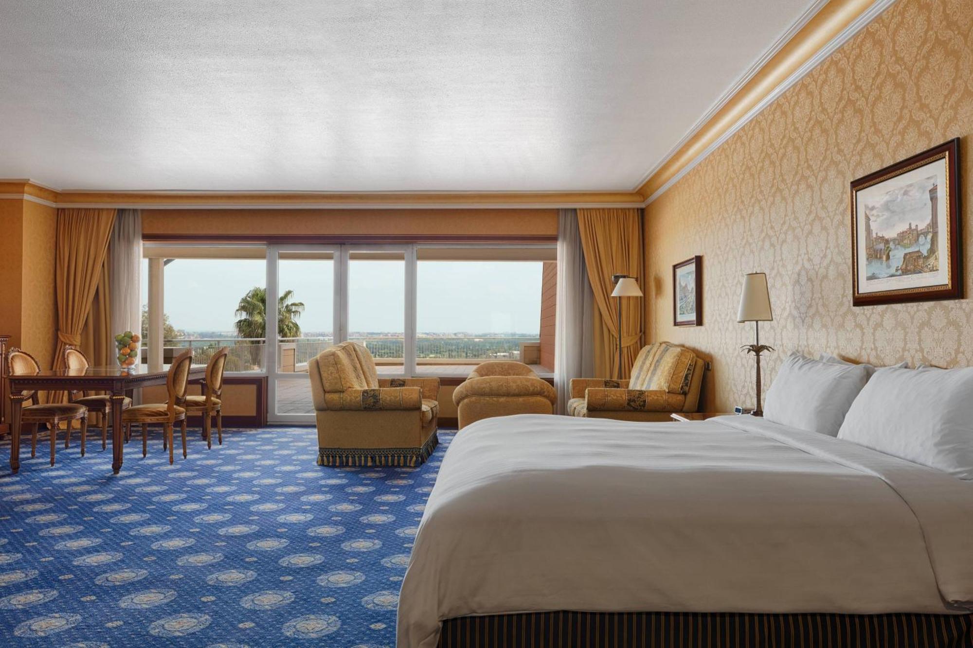 Presidential Suite with Lounge Access,1632990224:JPEG