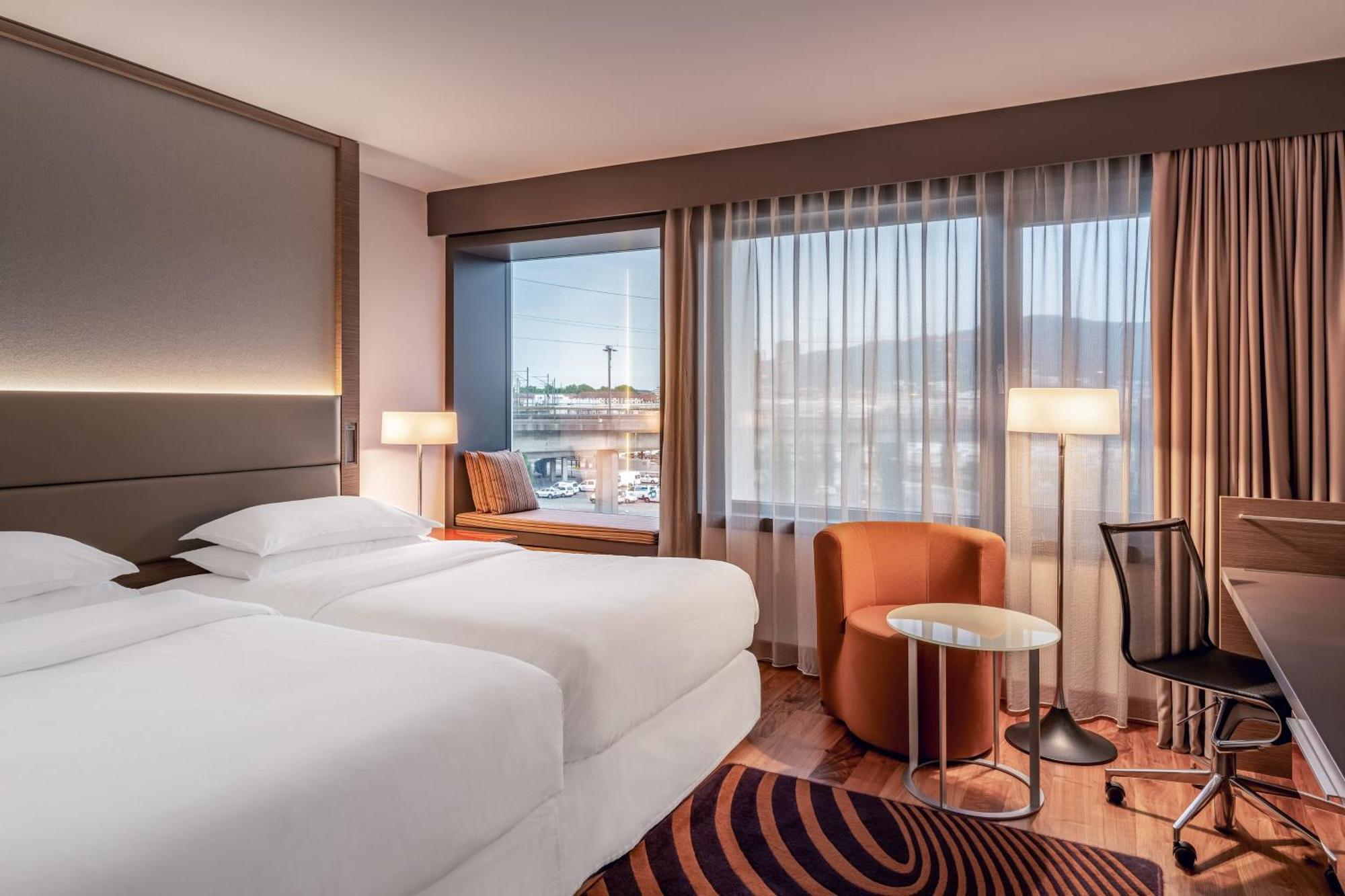 Quarto Sheraton com 2 Camas de Solteiro