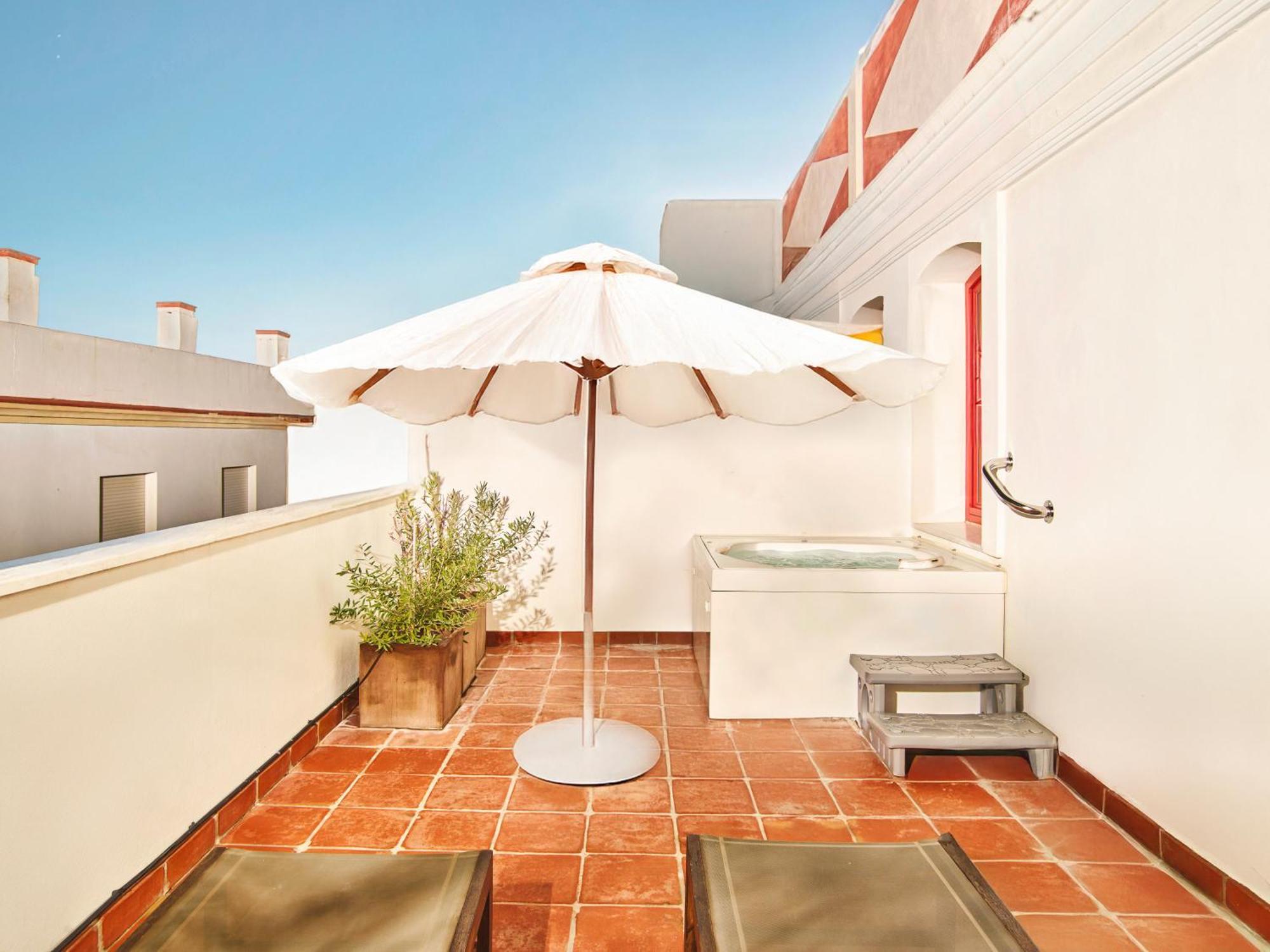 Deluxe Double or Twin Room Terrace