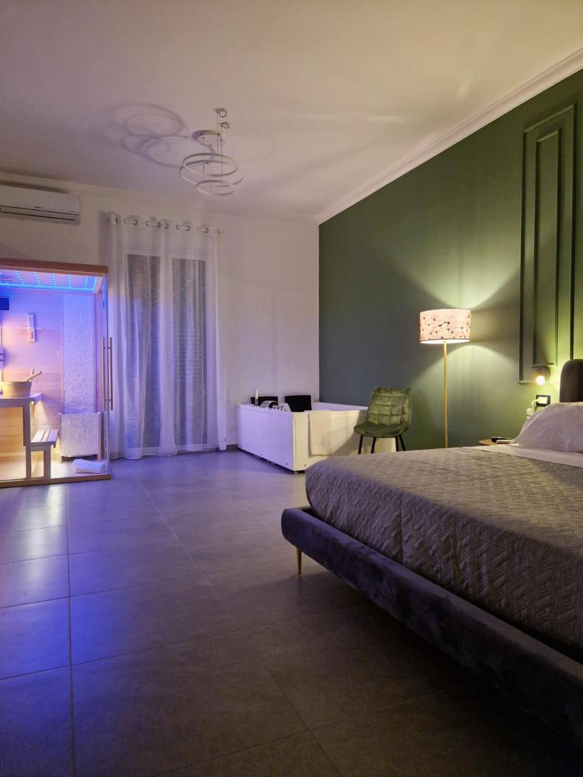 Double Room Spa Bath