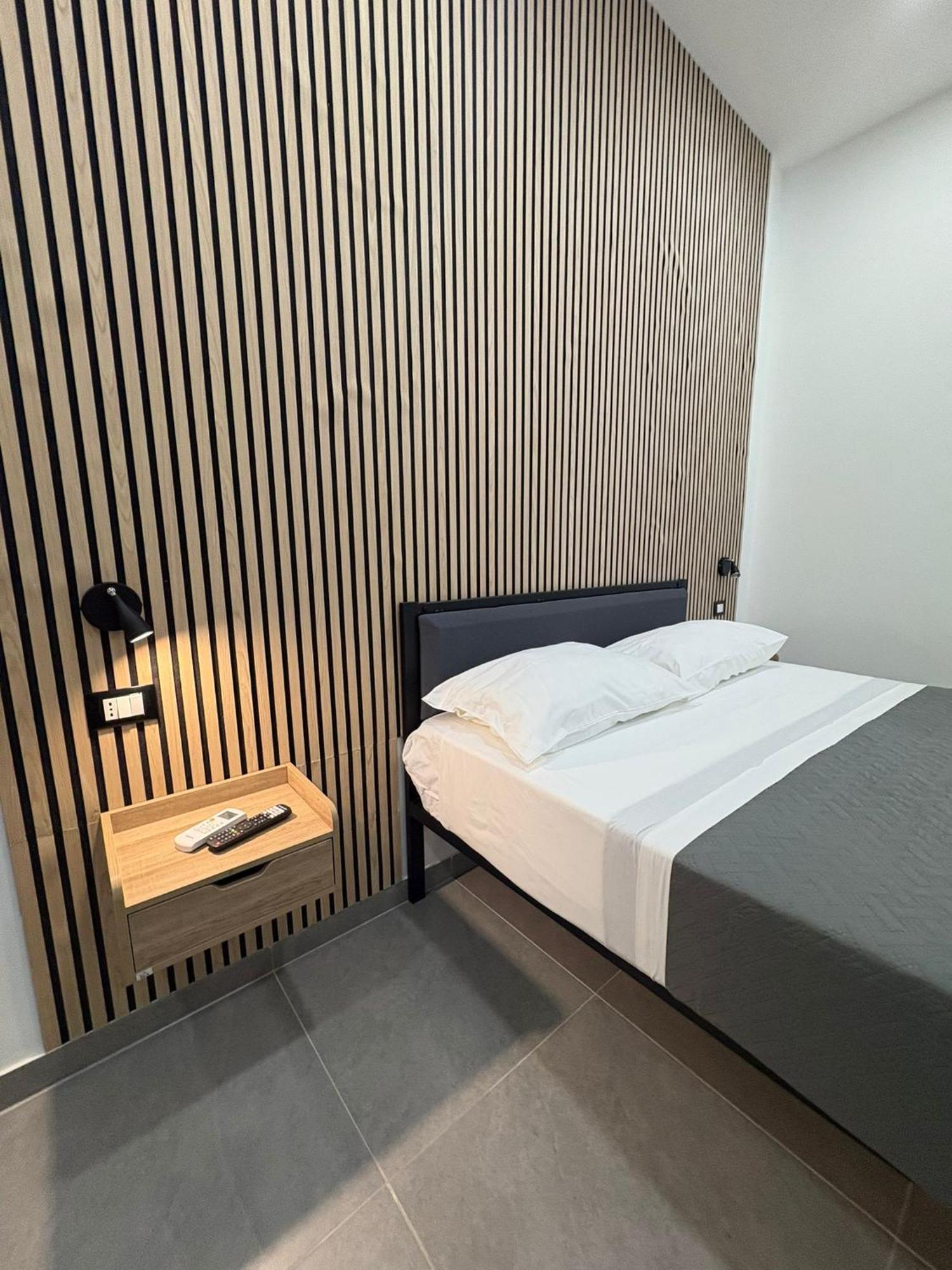 Double Room Private Bathroom