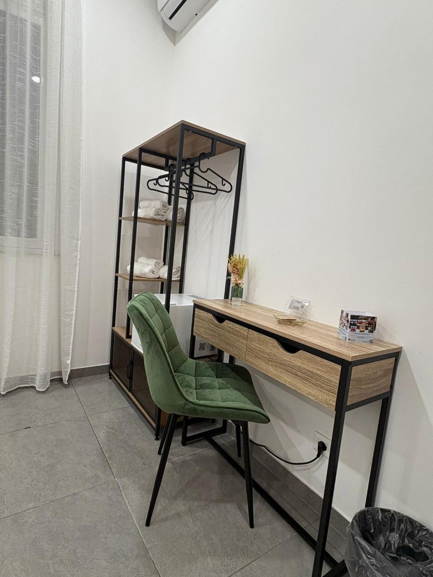 Double Room Private Bathroom
