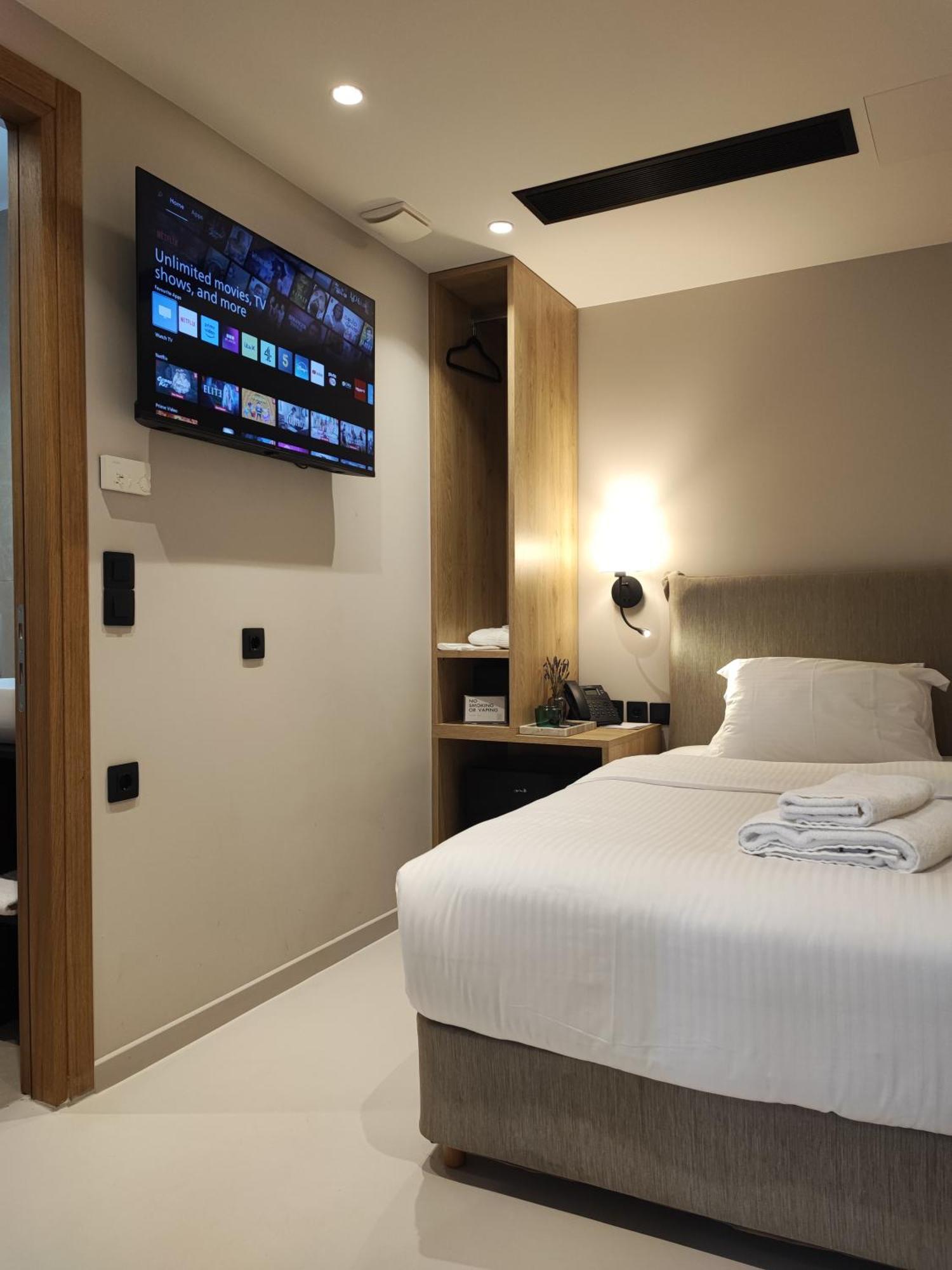 Budget Single Room No Window