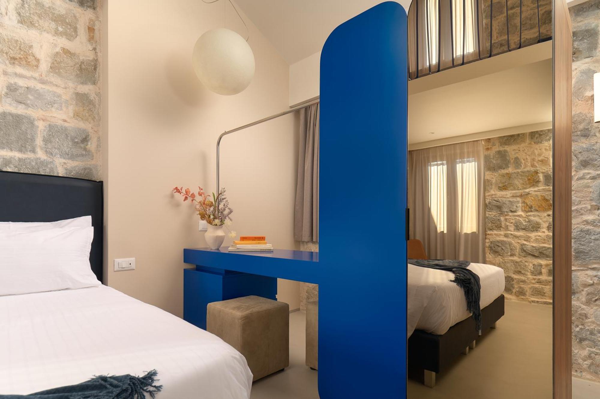 Deluxe Family Suite