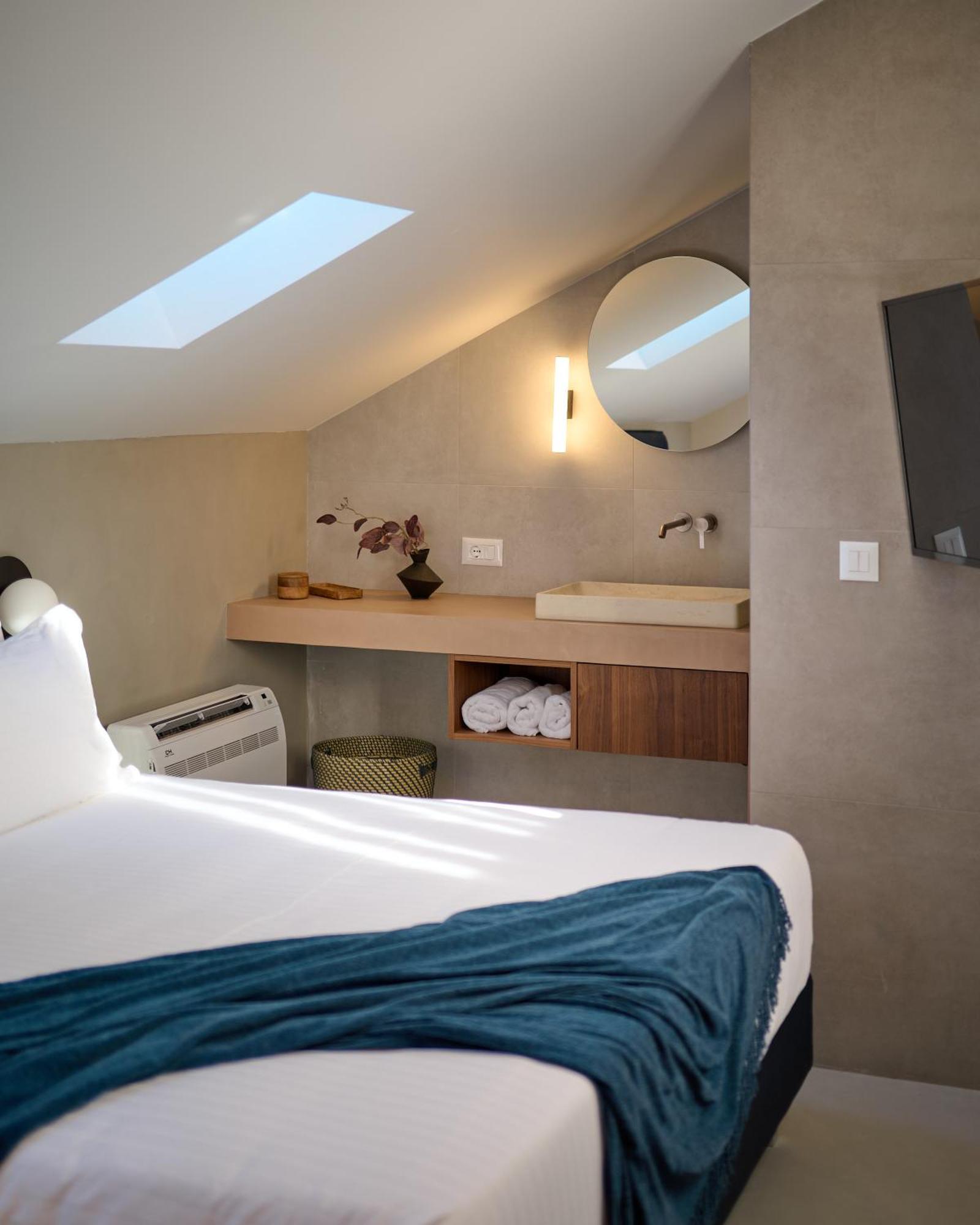 Deluxe Family Suite