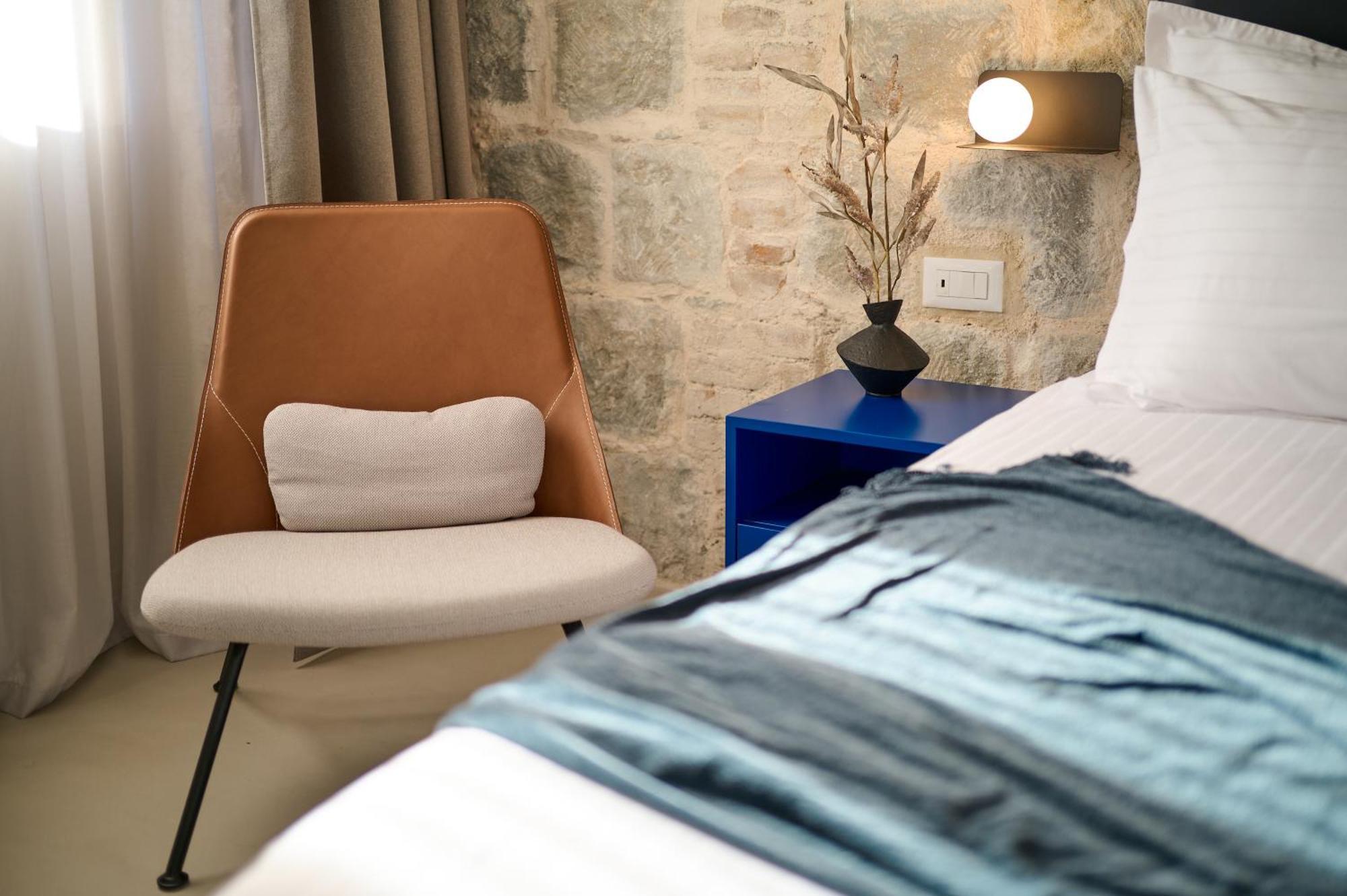 Deluxe Family Suite