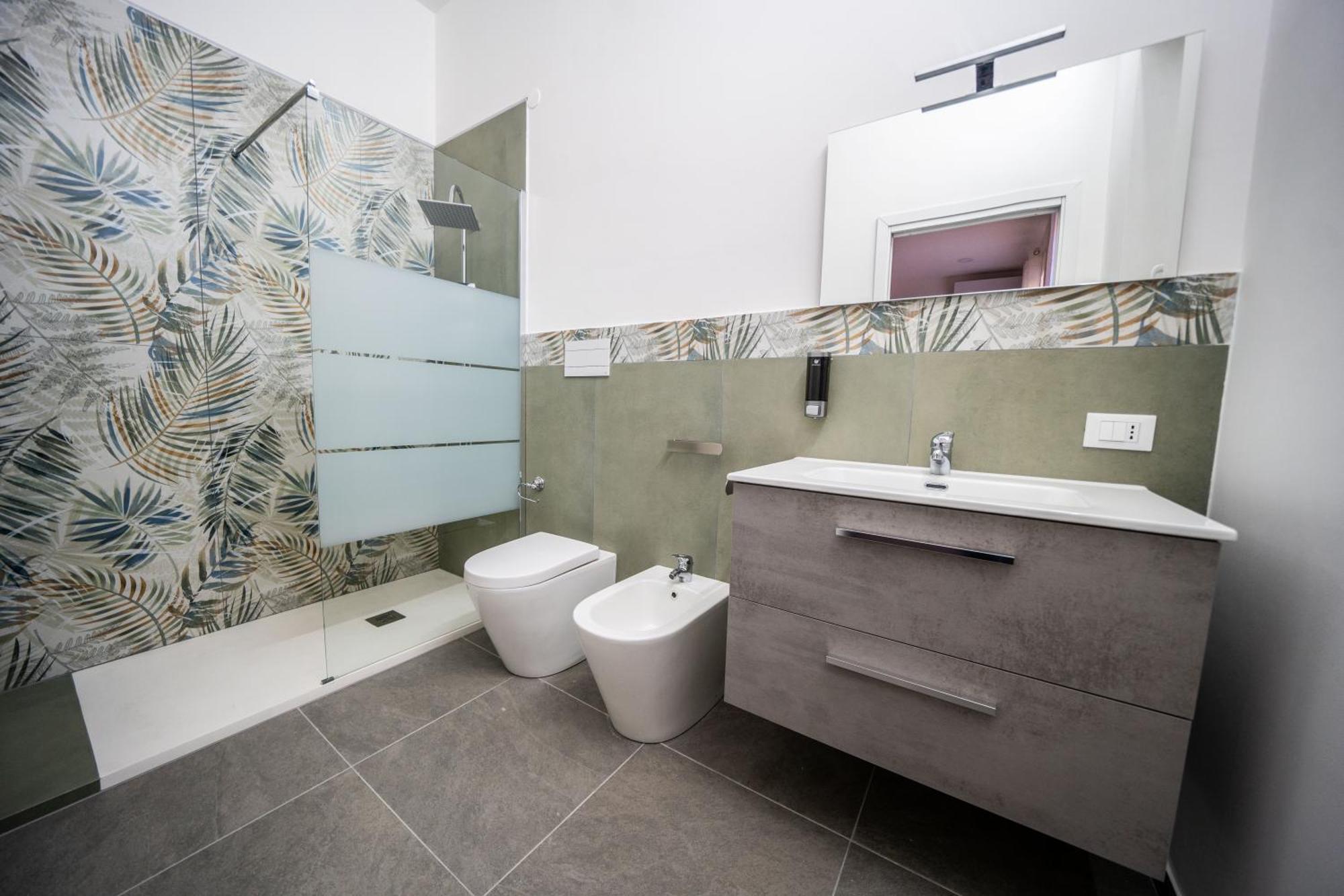 Double Room Private Bathroom