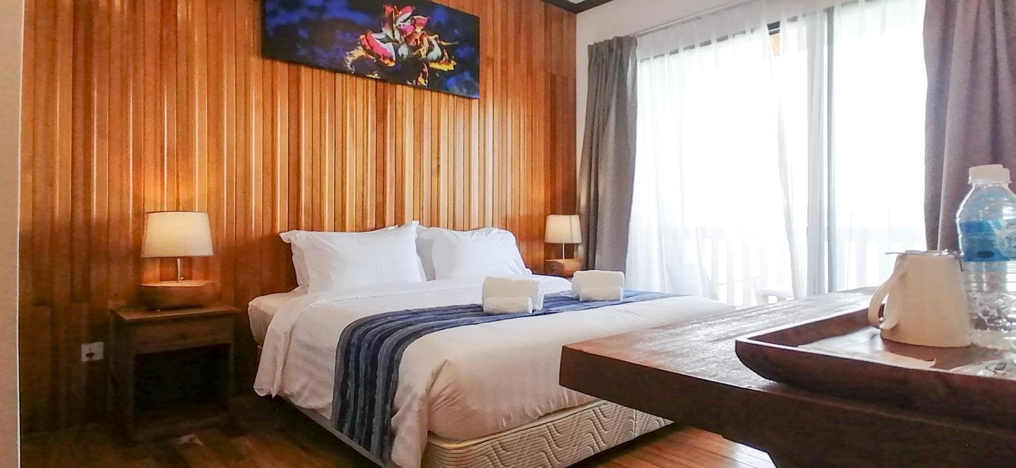 Deluxe Double or Twin Room with Sea View
