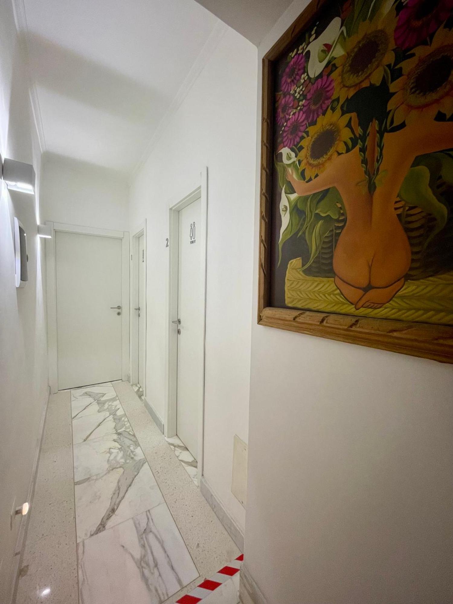 Double Room Private External Bathroom