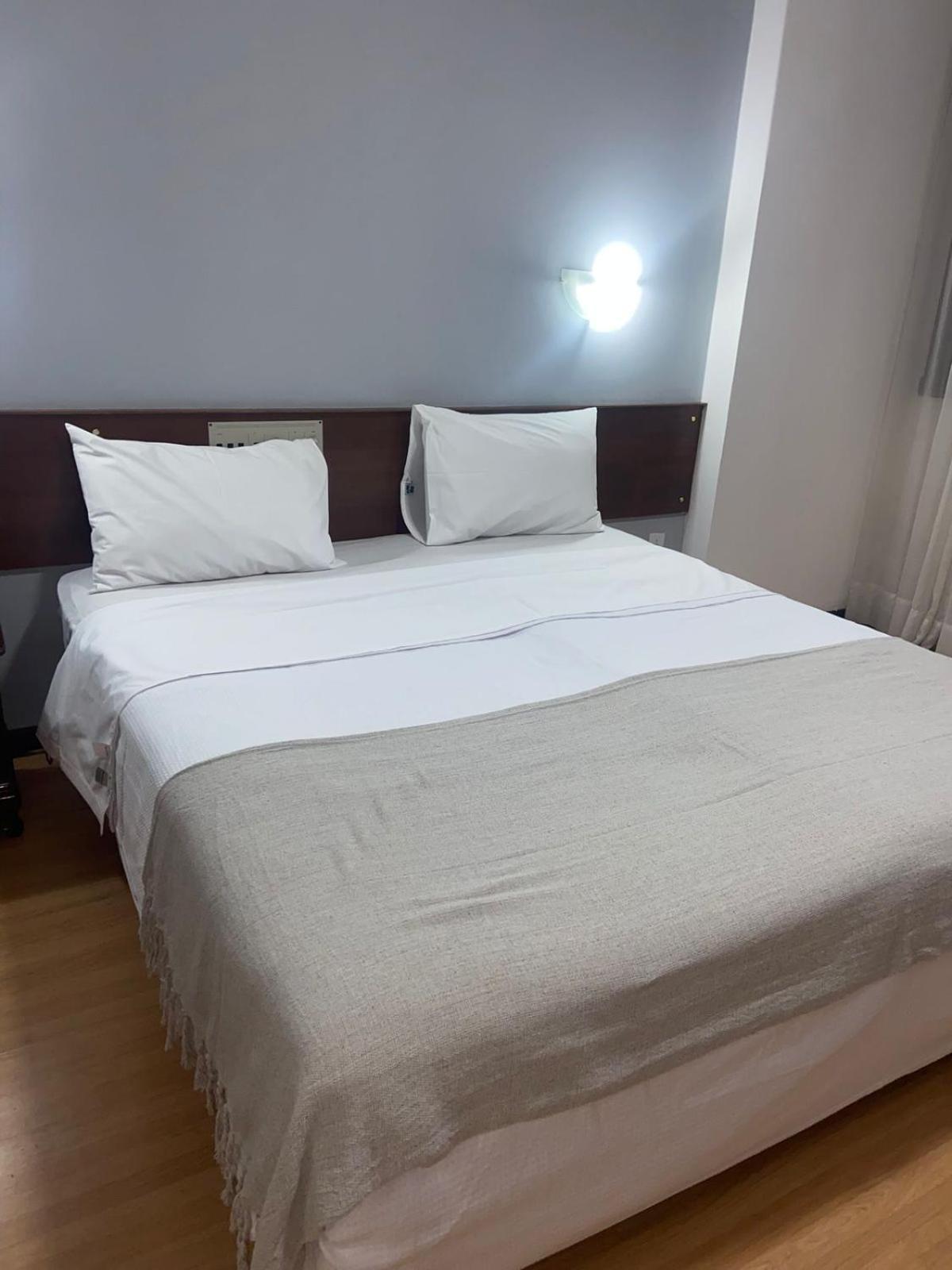 Quarto Duplo Família