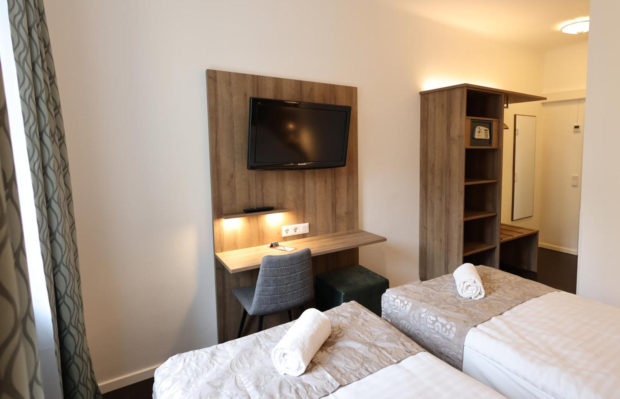 Standard Twin Room Plus