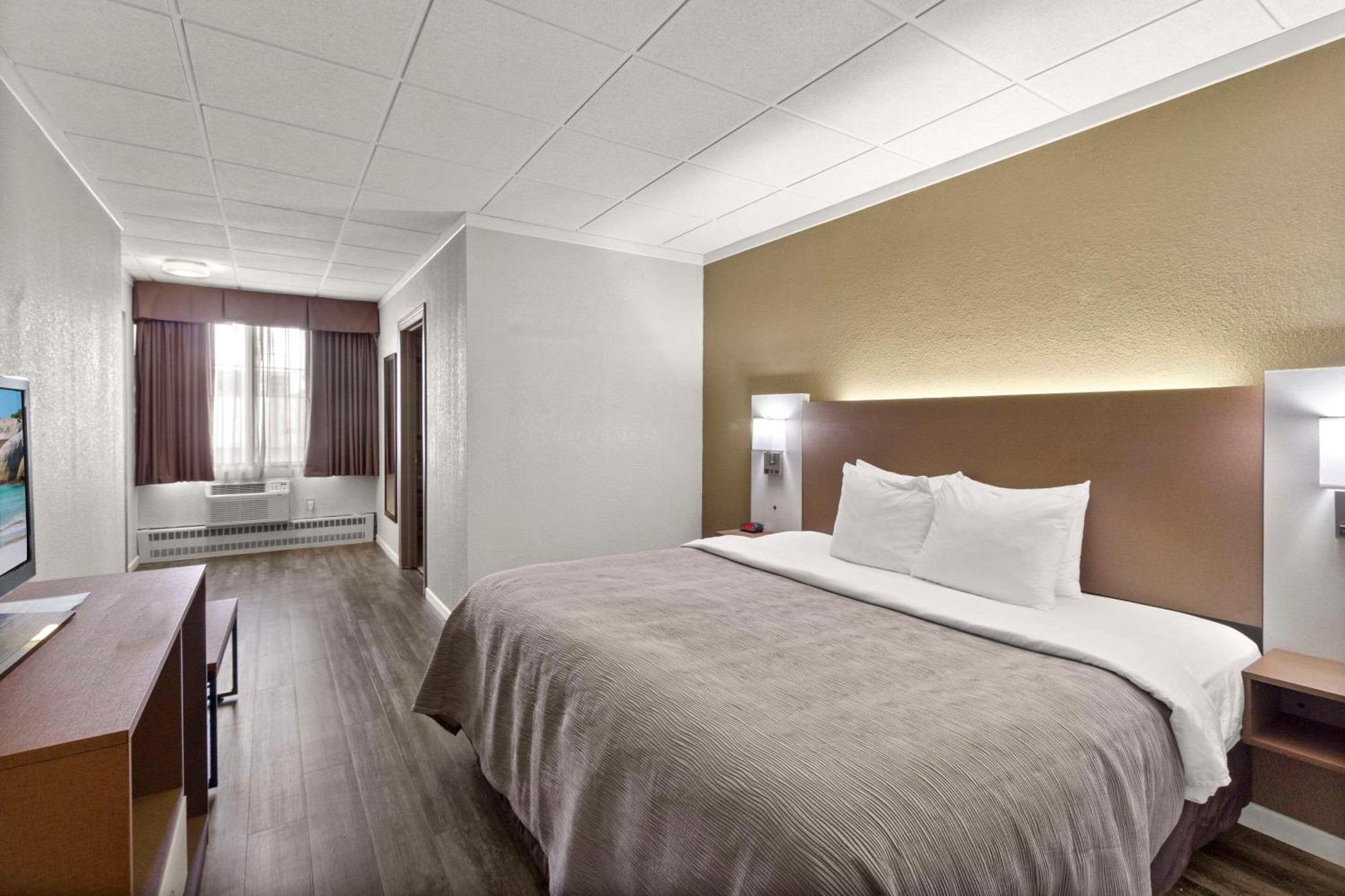 King Room Non-Smoking