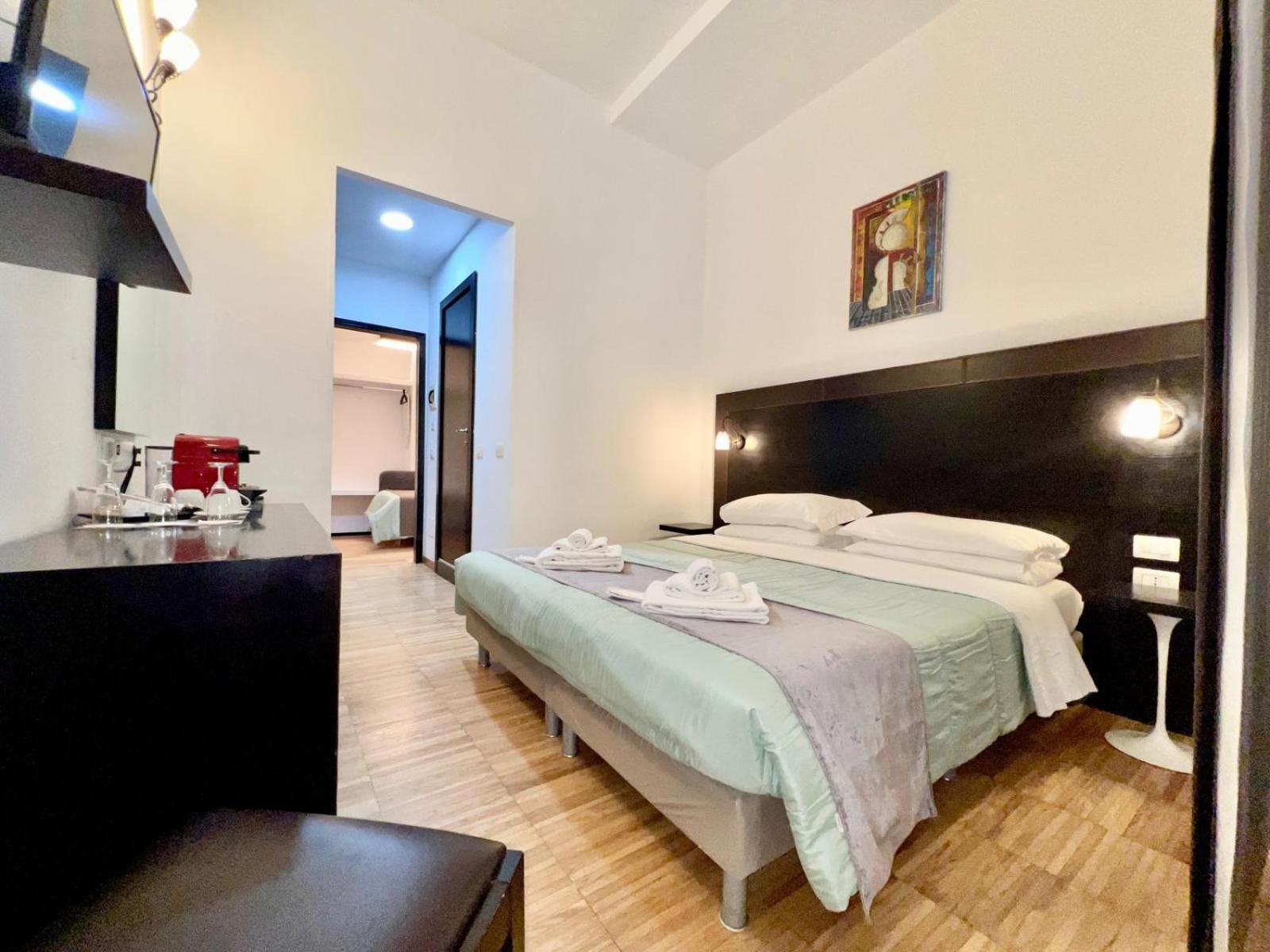 Comfort Triple Room