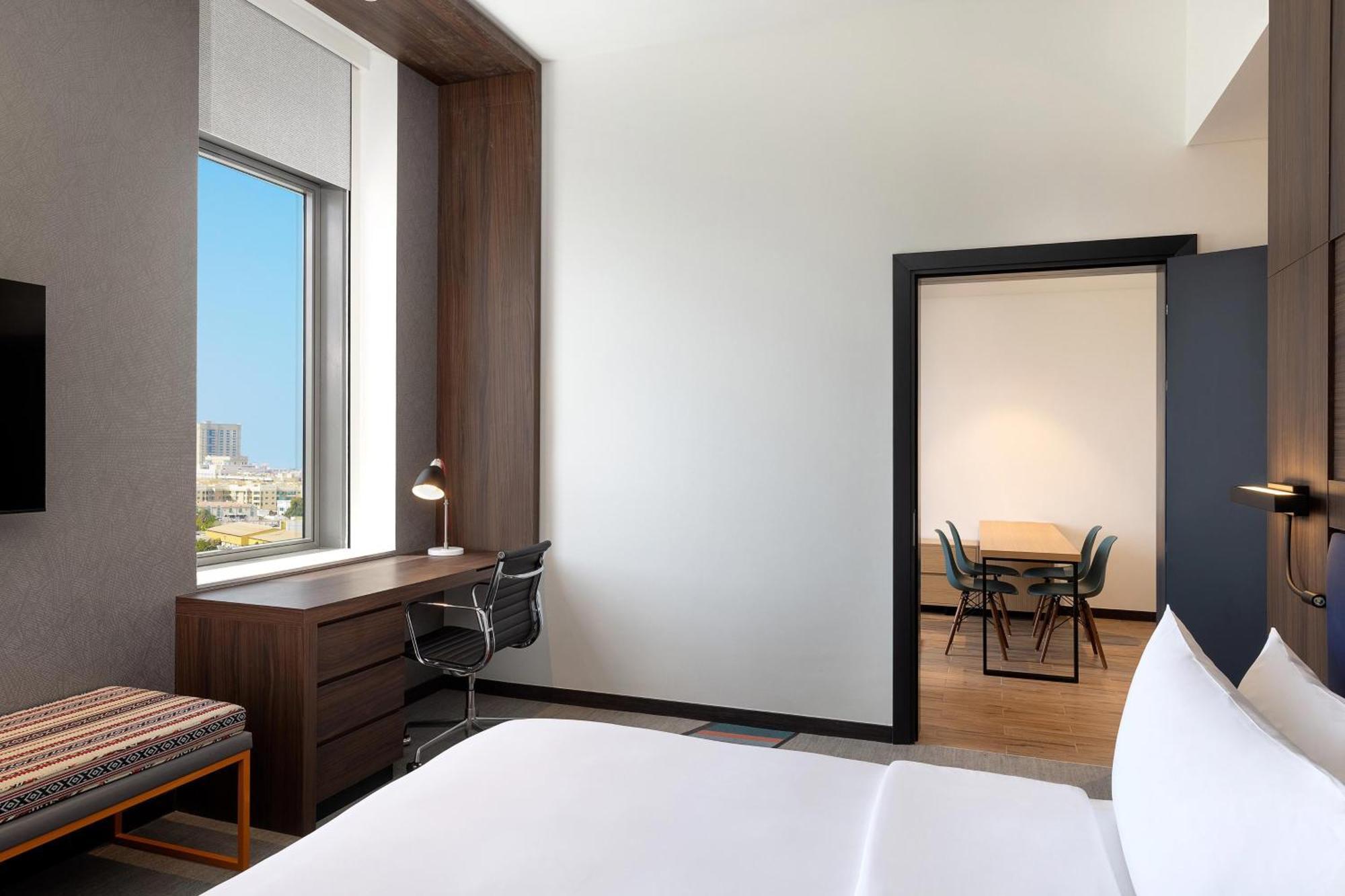 Aloft 1 BedRoom Suite 1 King Bed
