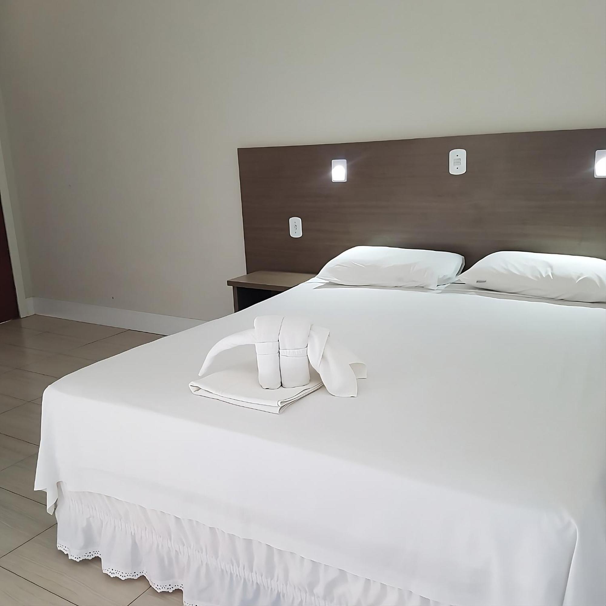 Standard Apartment,1756519852:JPEG