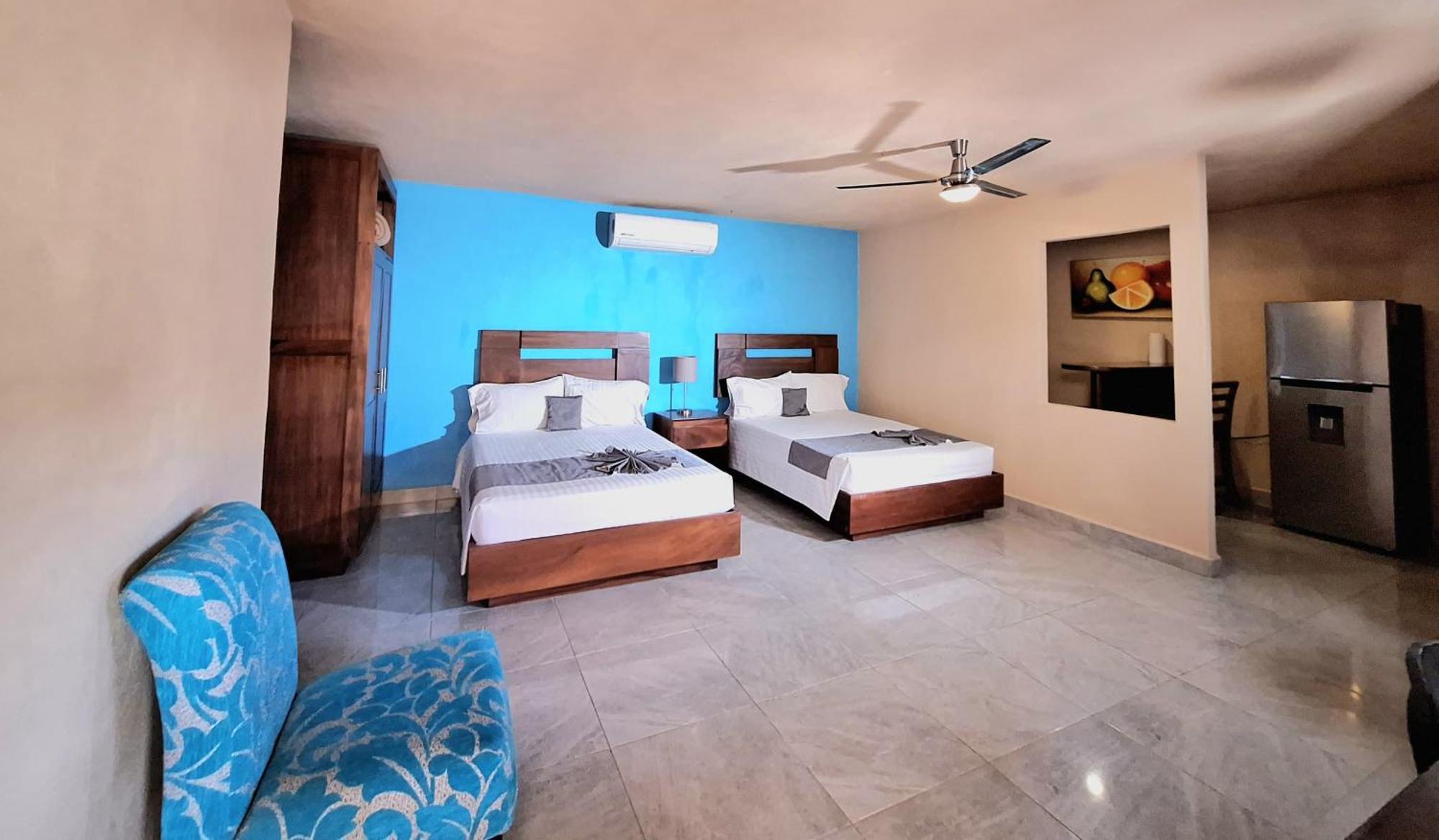 Habitación Familiar con baño privado